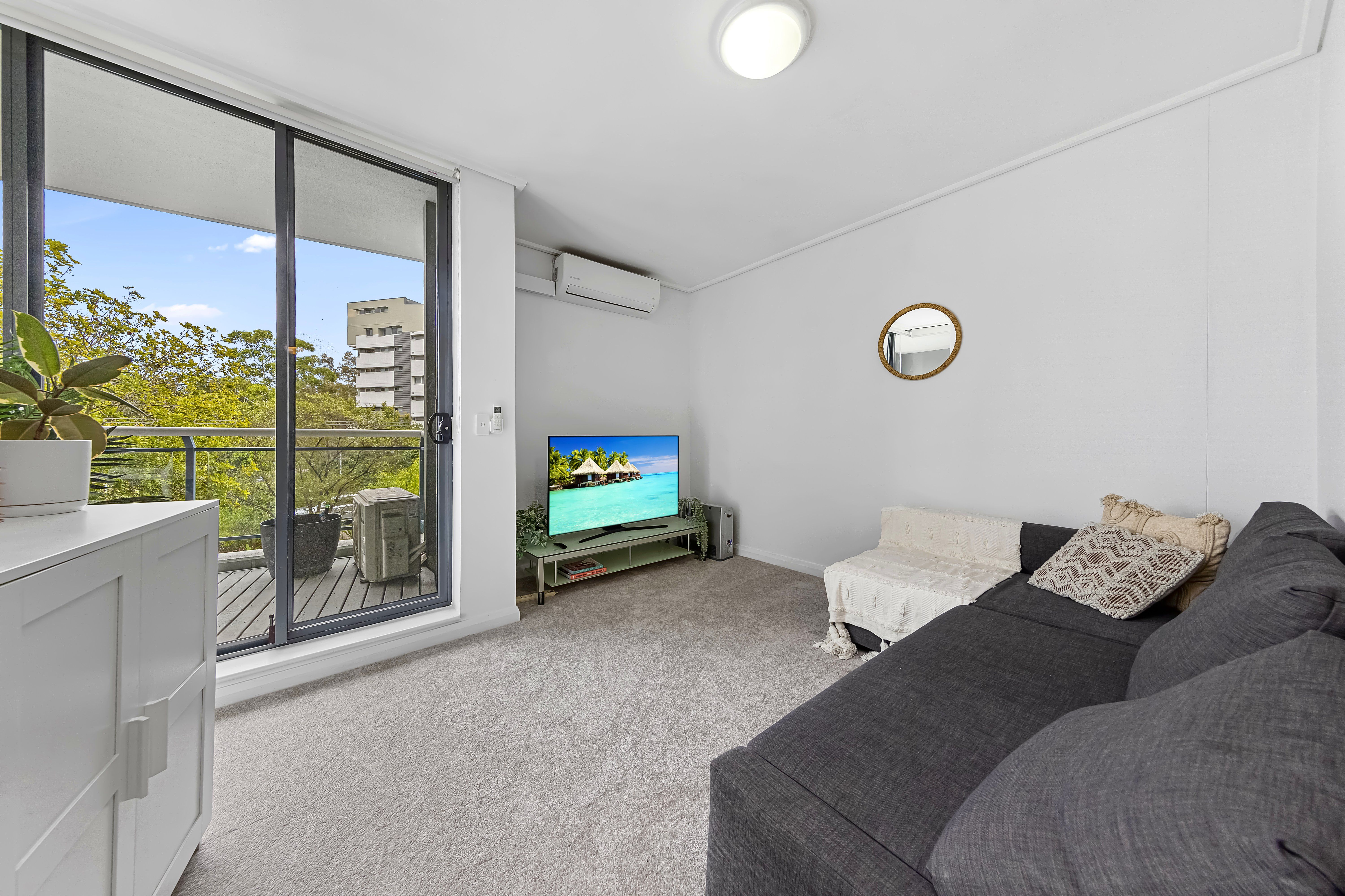 30/27 Bennelong Parkway, Wentworth Point, NSW 2127