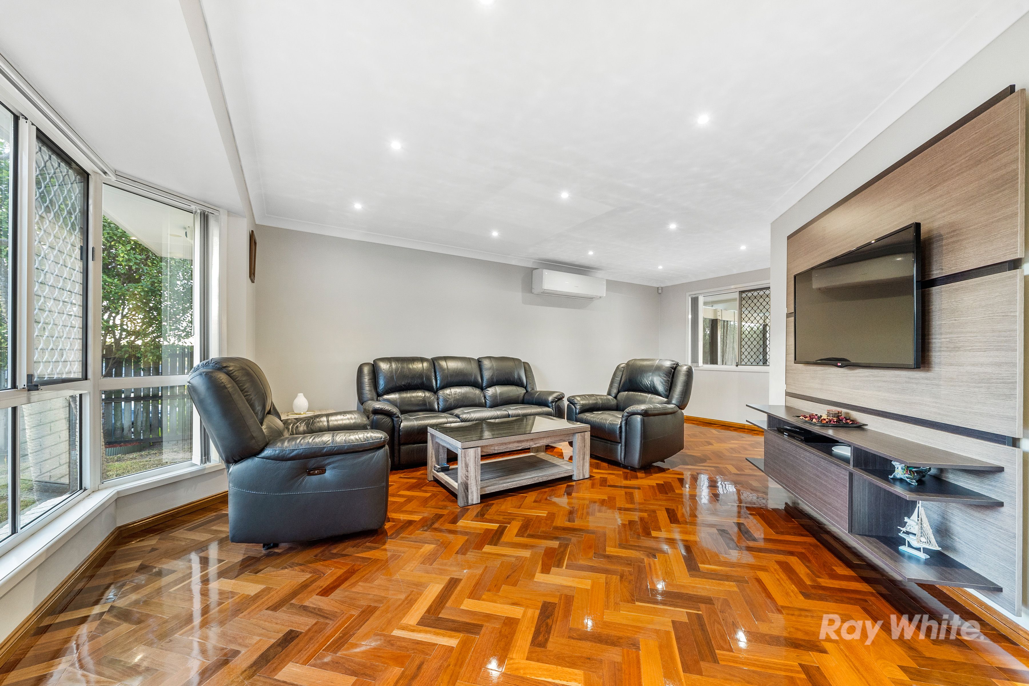 14 Fromelles Court — photo 4 of 22