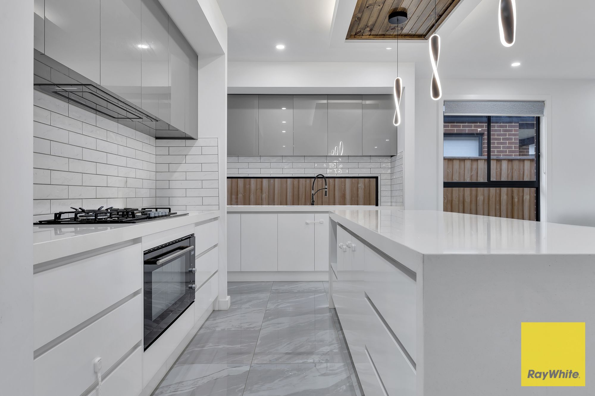 40 Maryanne Way — photo 17 of 30