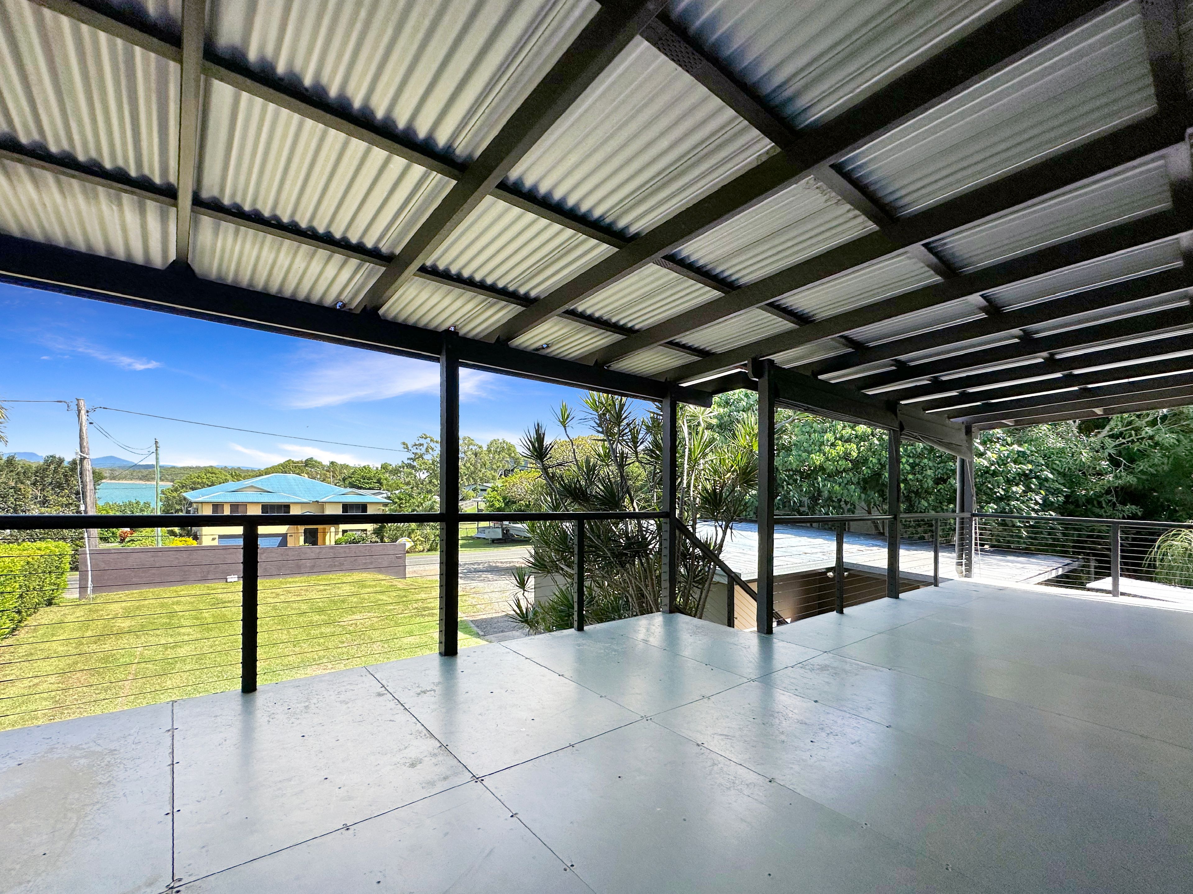 24 Sarina Beach Road, Sarina Beach, QLD 4737