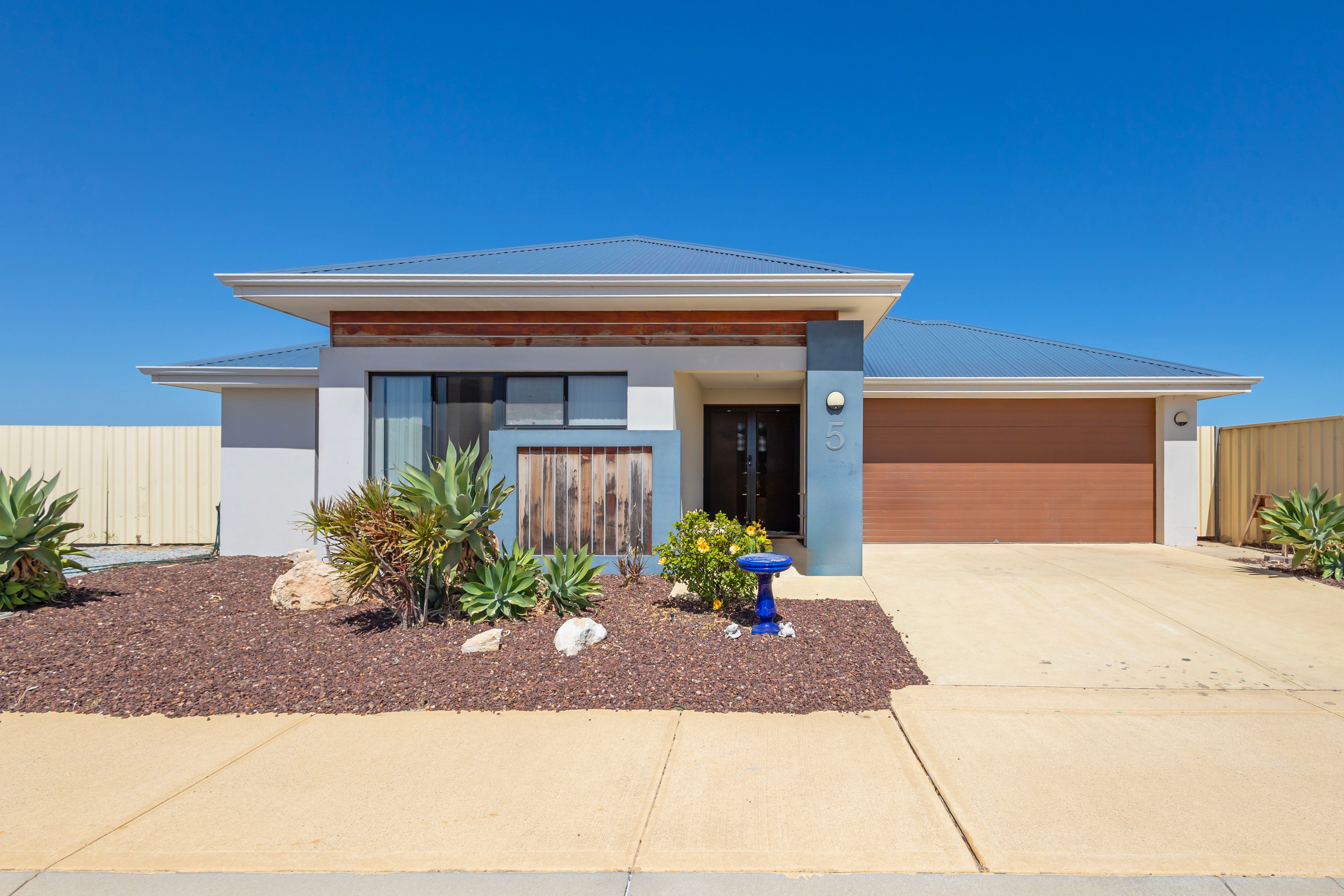 5 Prevelly Way, Jurien Bay WA 6516