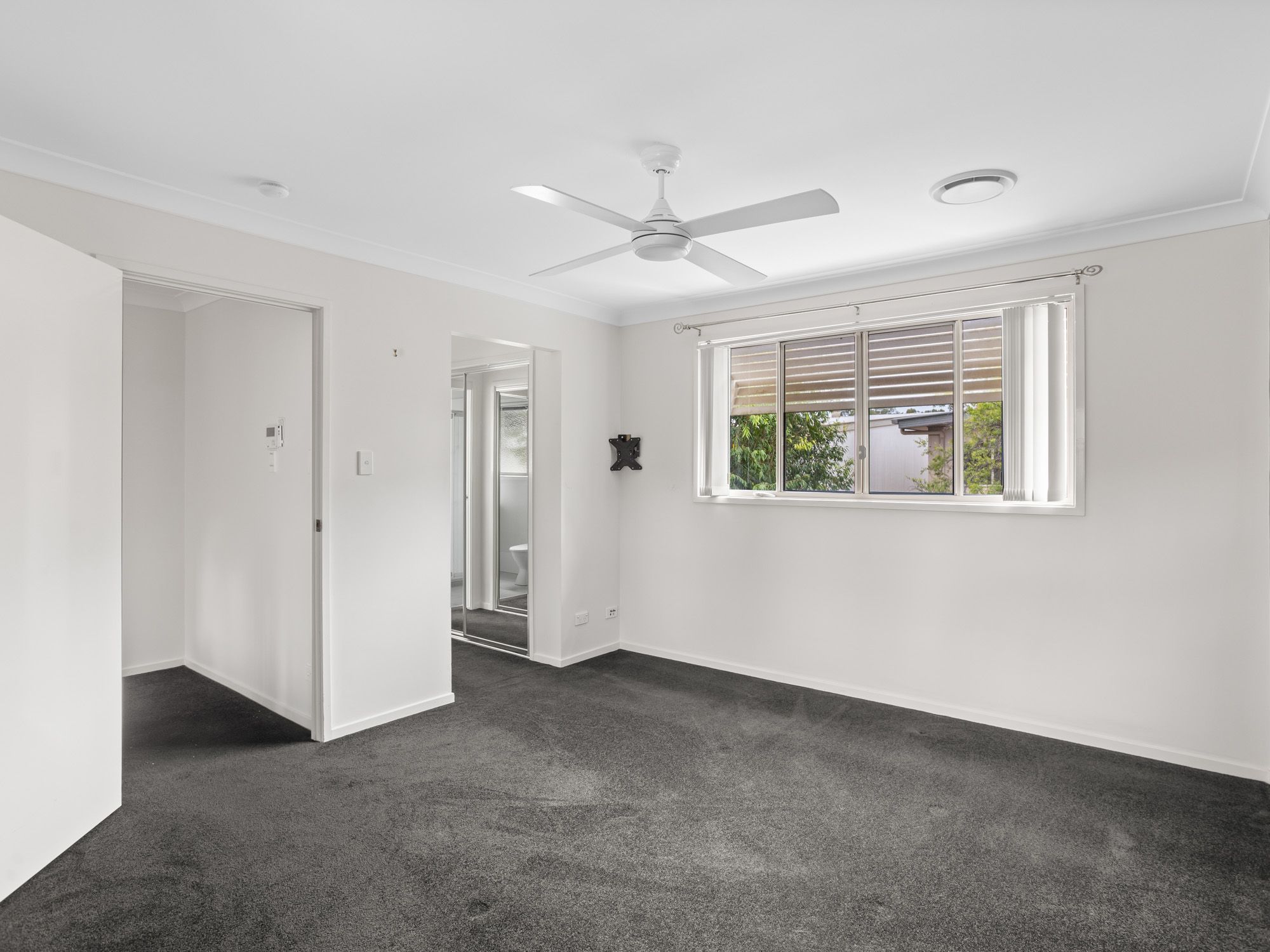11/2 Weir Drive — photo 5 of 10