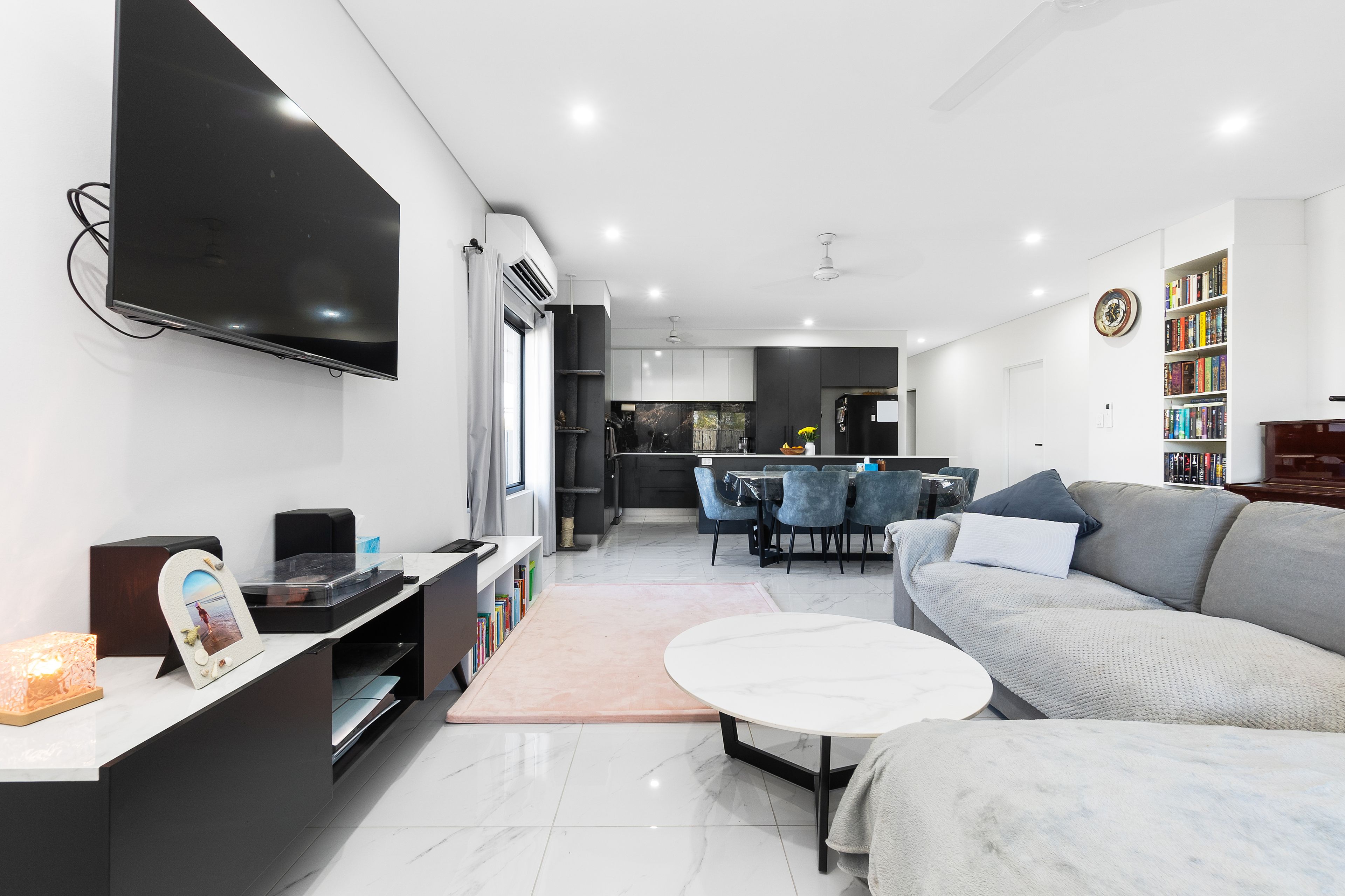 7 Batswing Street — photo 10 of 23