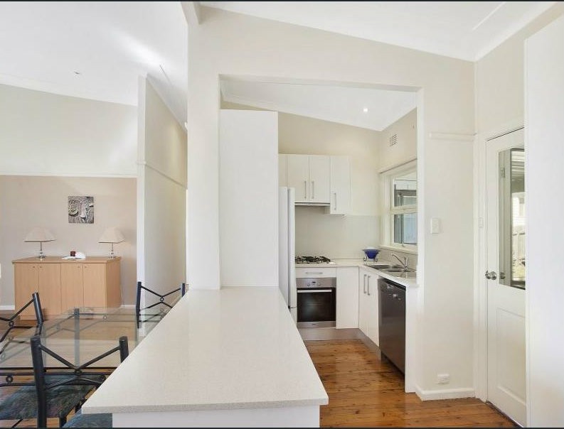 8 Lascelles Rd South, Narraweena, NSW 2099