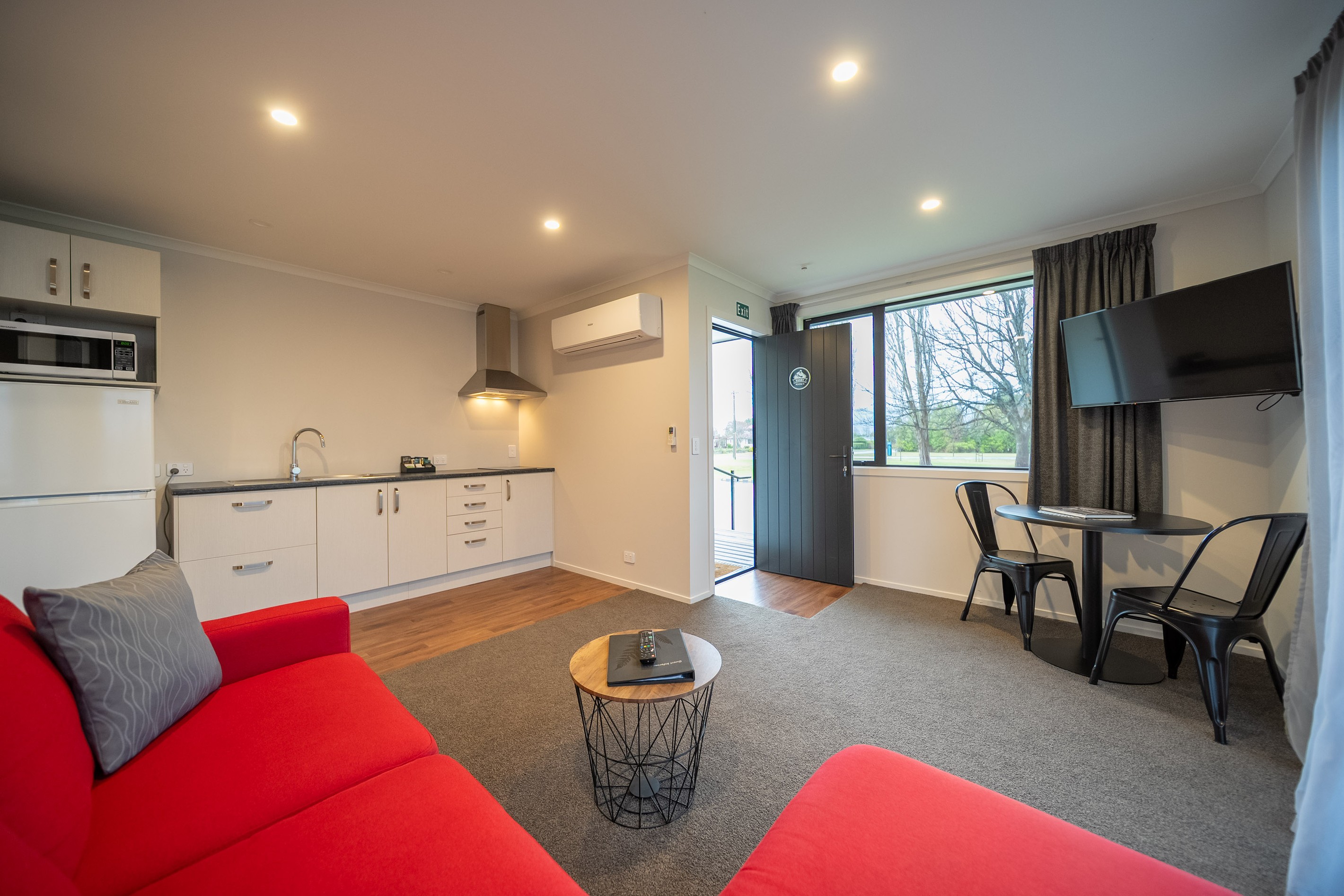 27 Dusky Street, Te Anau, Southland District