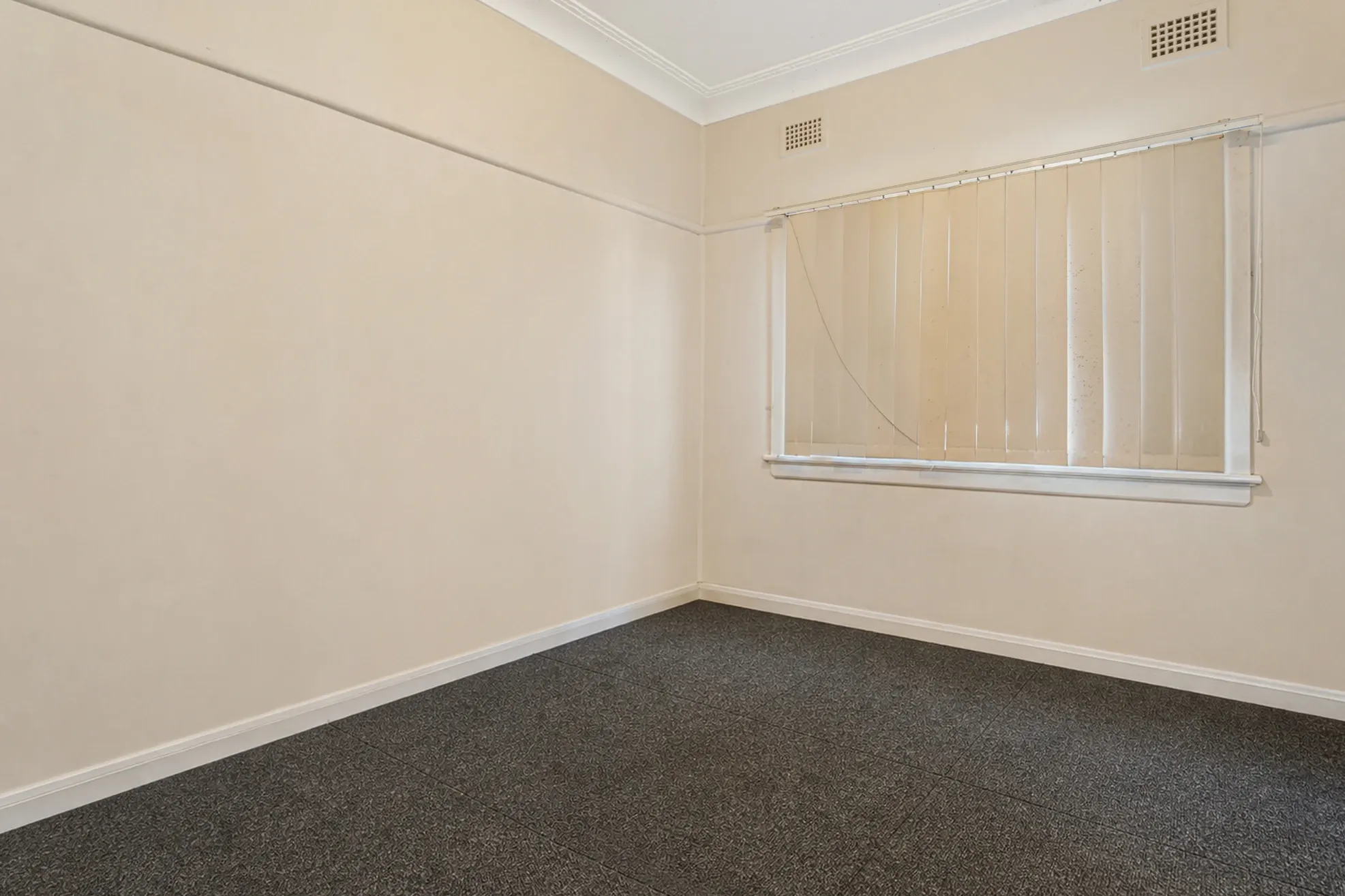 15 Hobart Street — photo 4 of 11