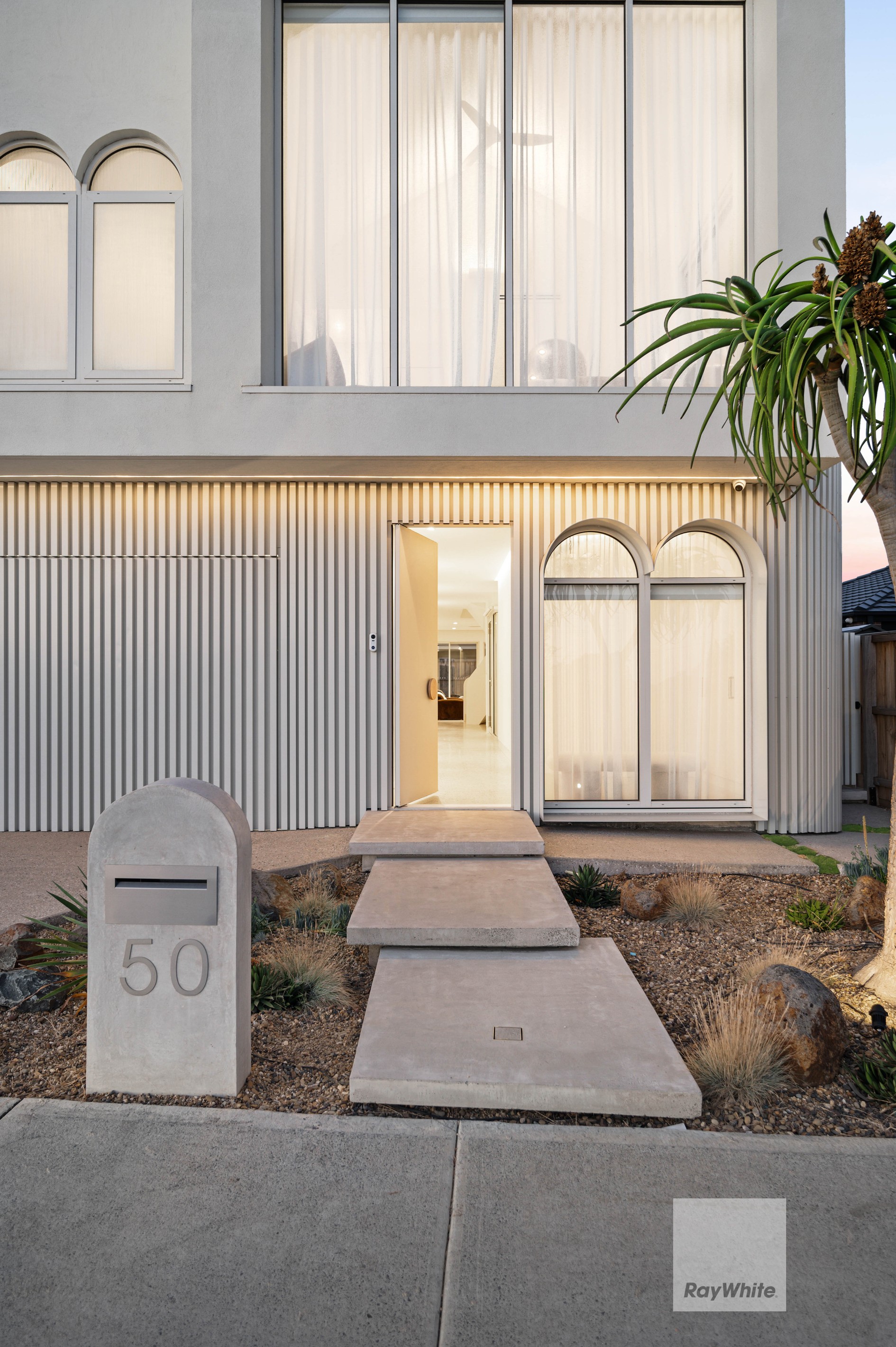 50 Mattina Circuit, Greenvale, VIC 3059