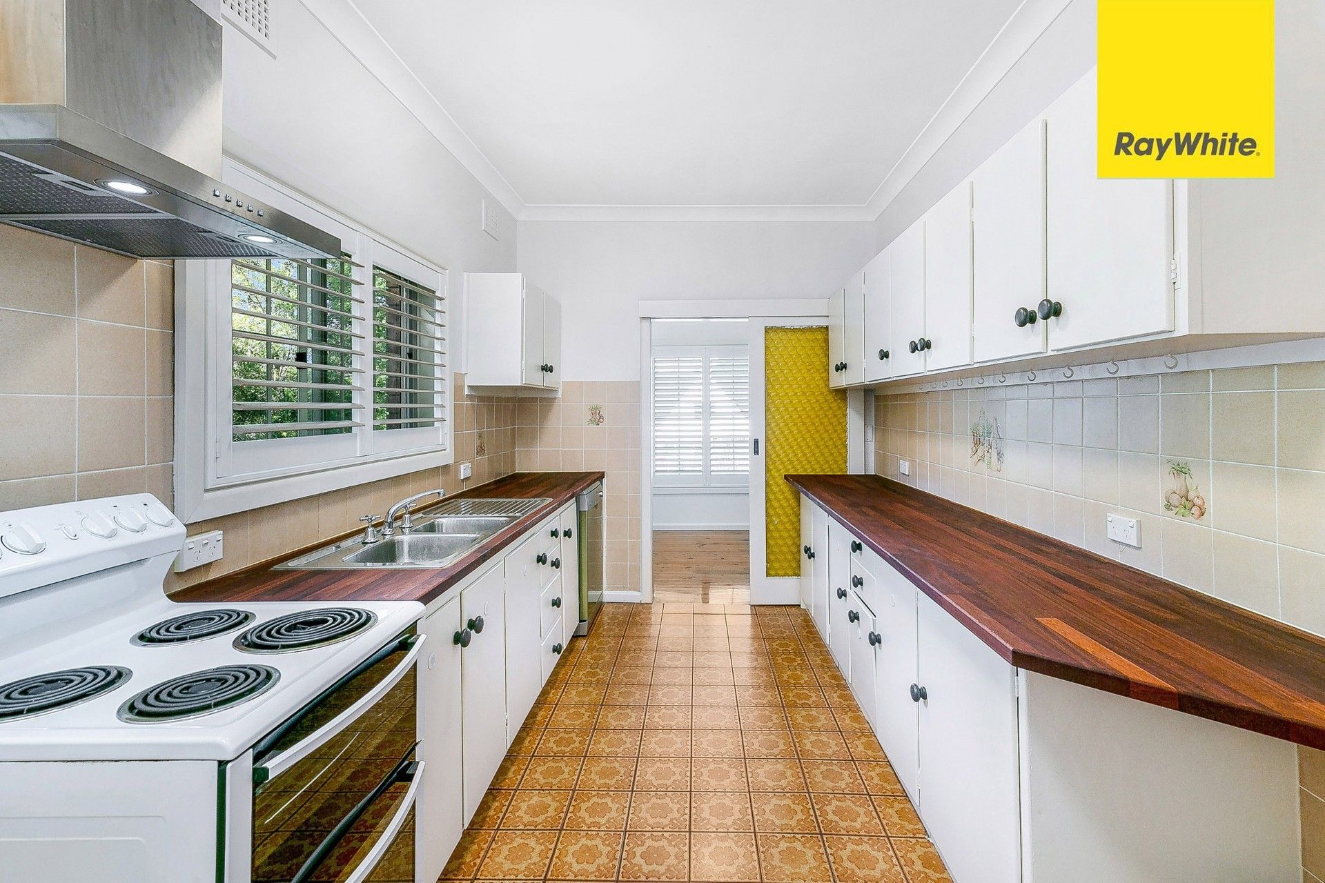 3 Waterloo Road — photo 4 of 6