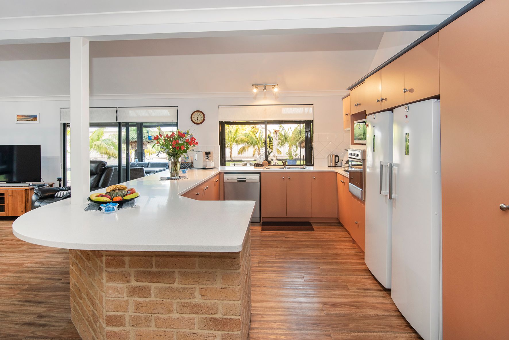 9 Moondah Close — photo 4 of 25