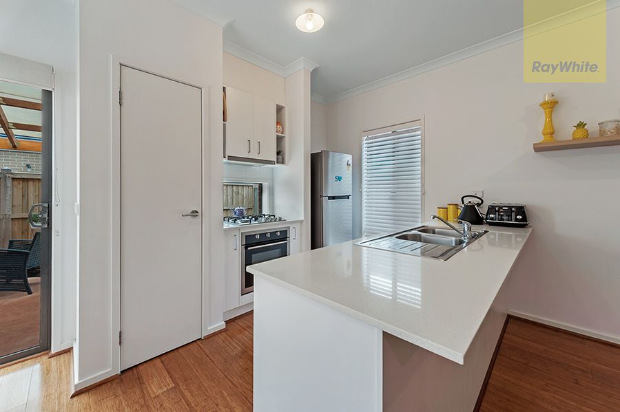 31 Yarradale Drive, Mickleham, VIC 3064