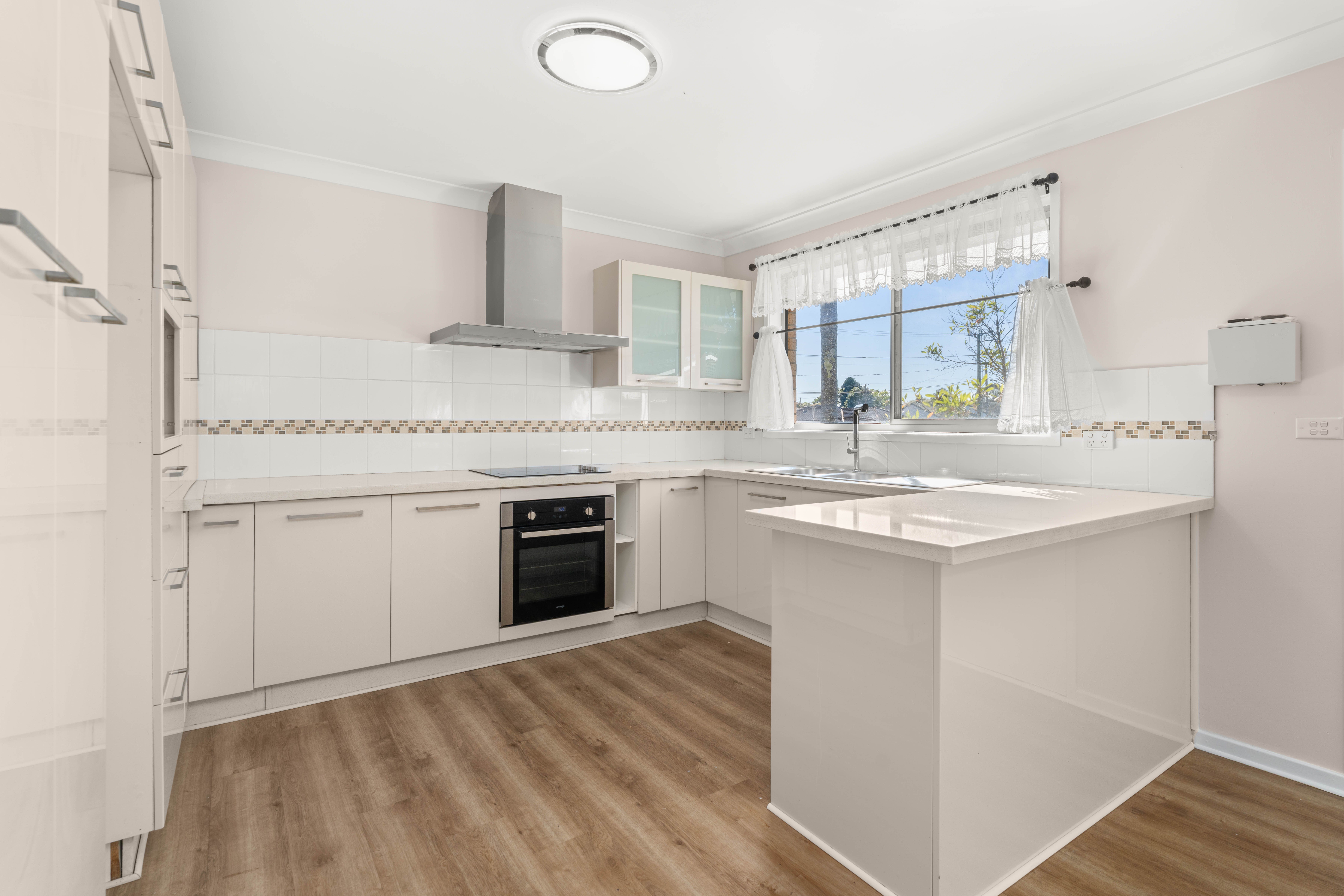 1/52 Bunberra Street — photo 8 of 18