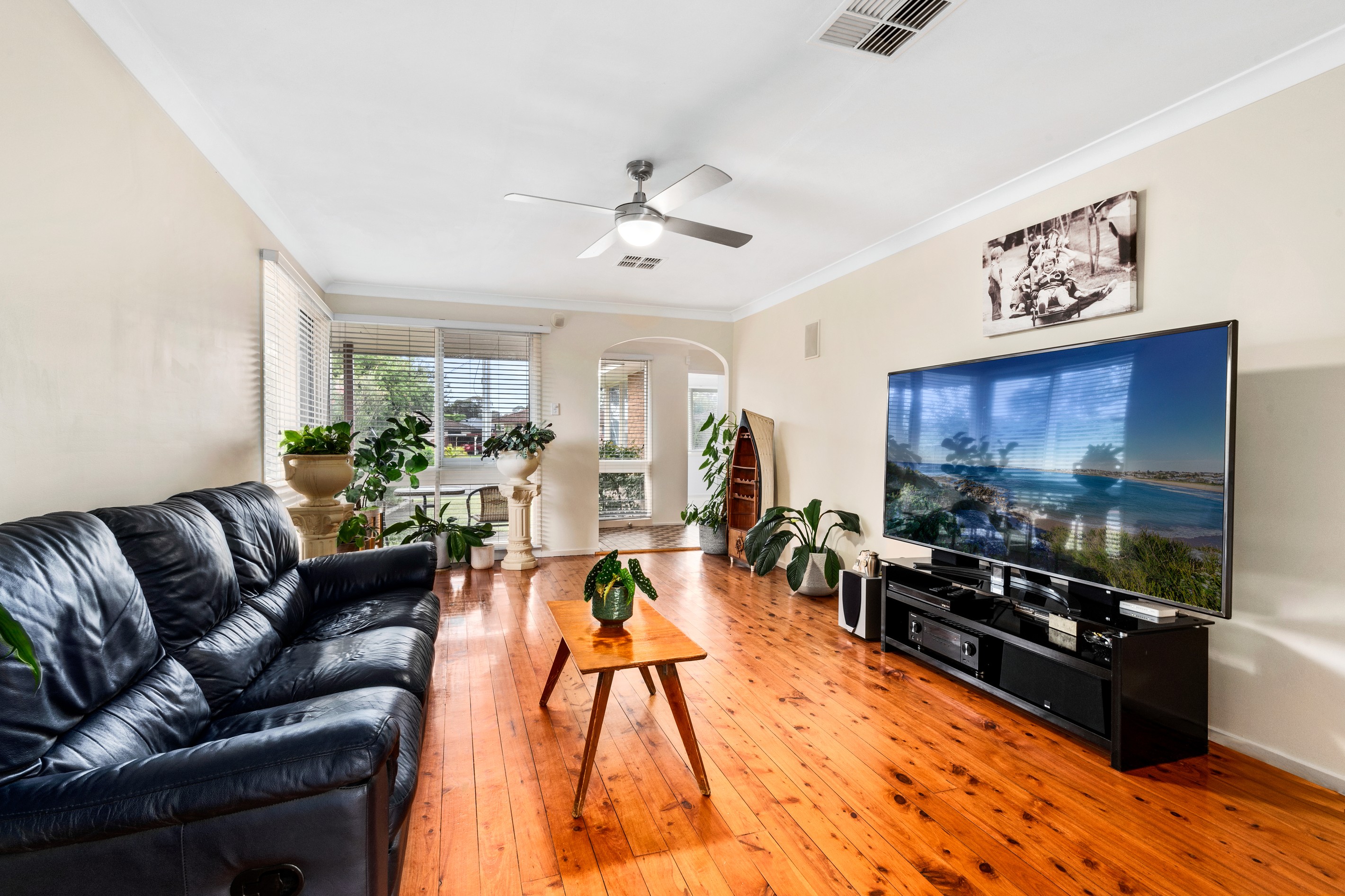 6 Dennis Street, Colyton, NSW 2760