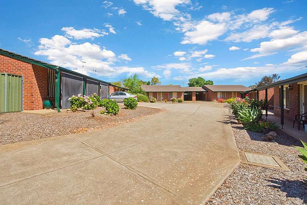 4/4-6 Lisbon Road, Craigmore, SA 5114