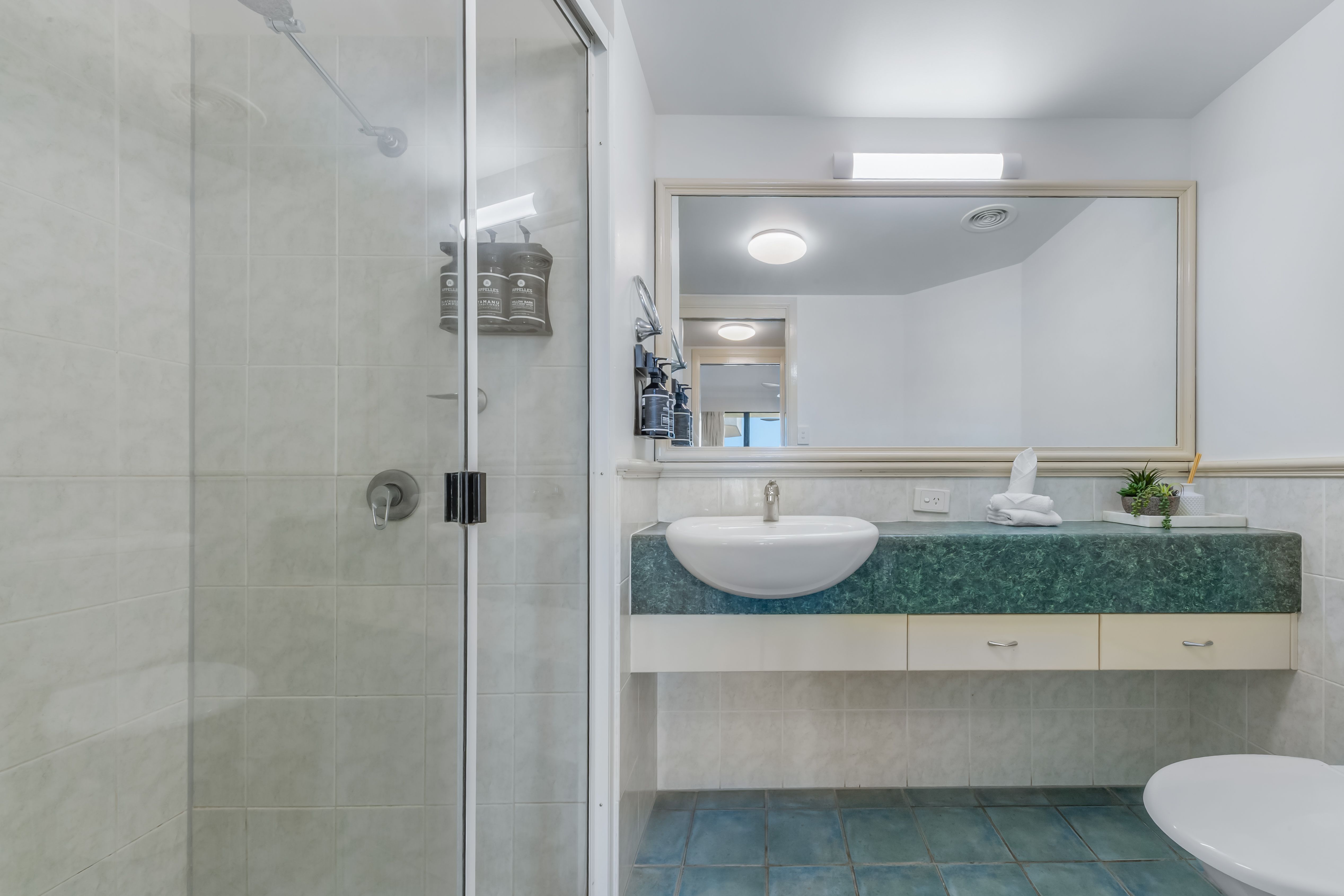 23/4 Golden Orchid Drive — photo 11 of 26