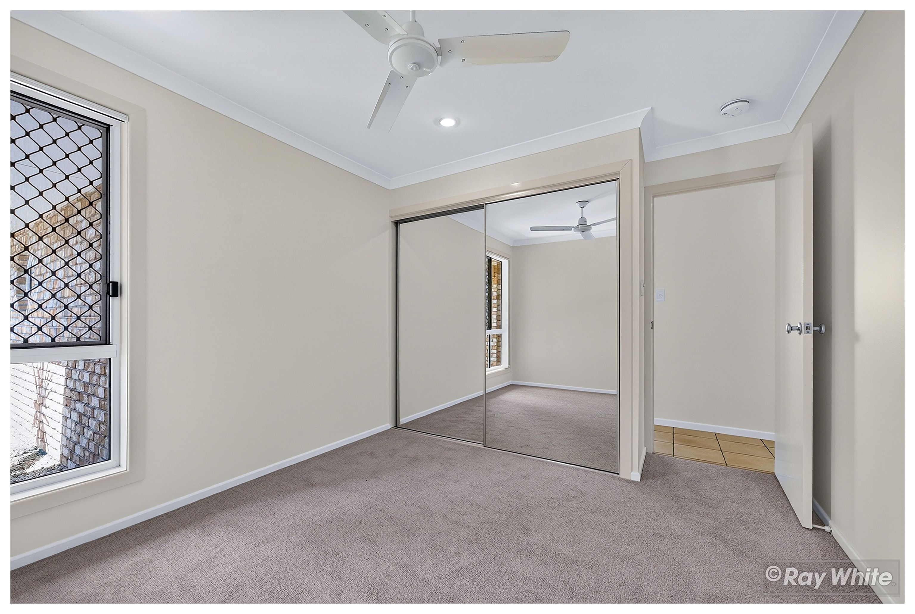 24 Lilydale Close — photo 21 of 30