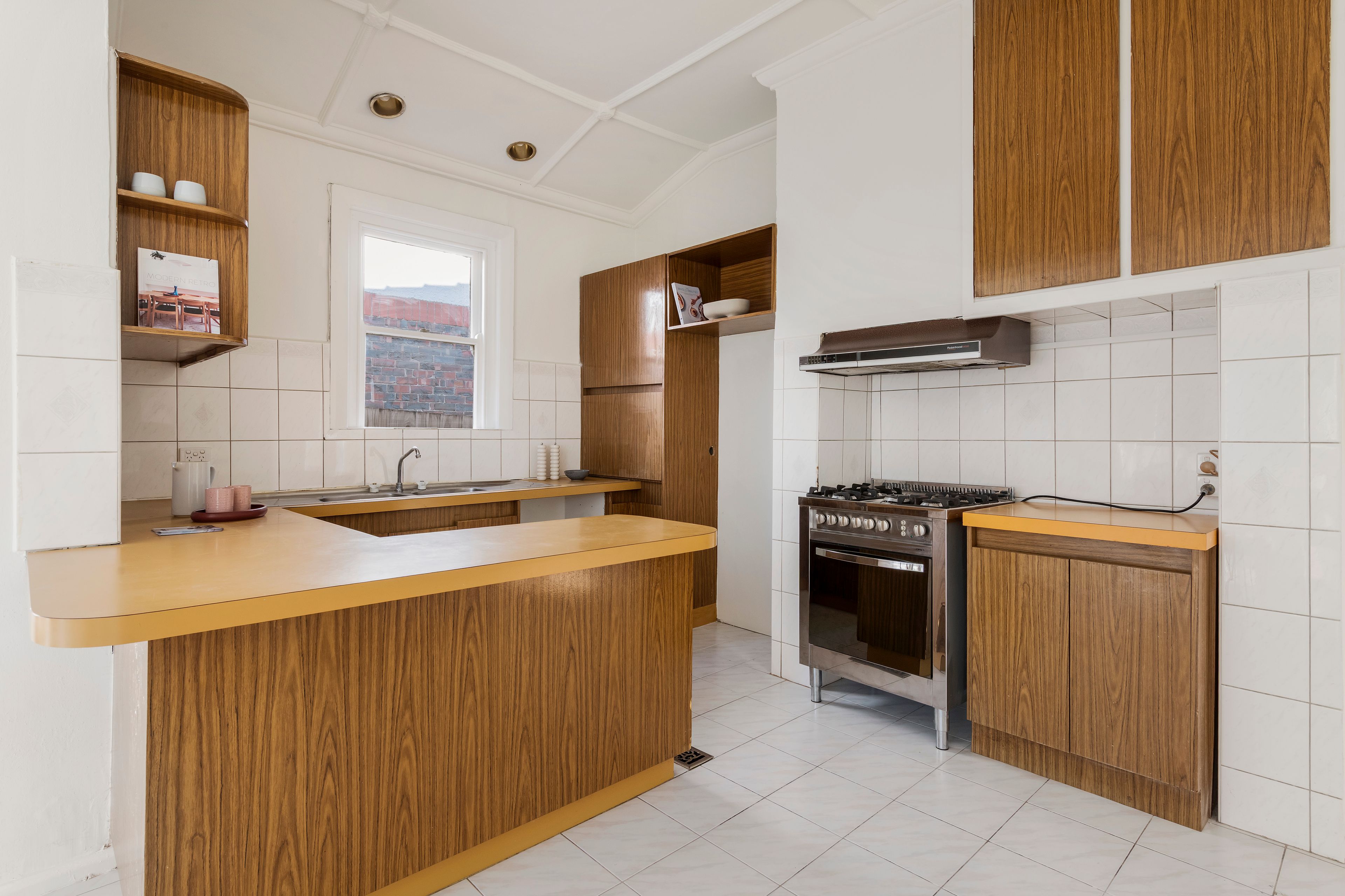 1 Gibney Street — photo 8 of 11