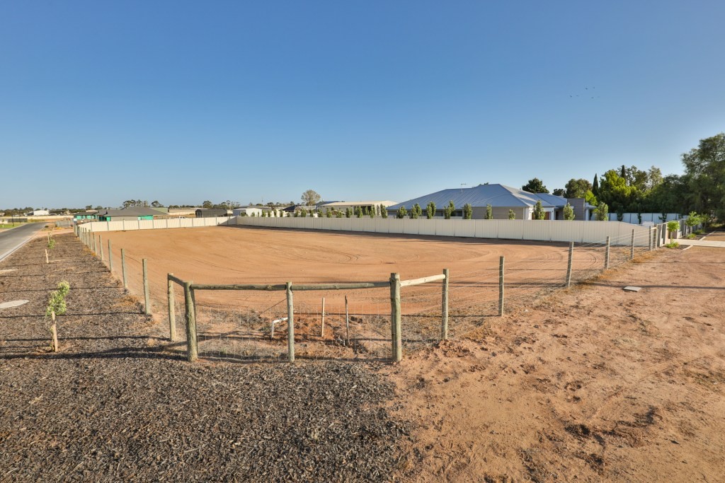 585 Cowra Avenue, Mildura, VIC 3500
