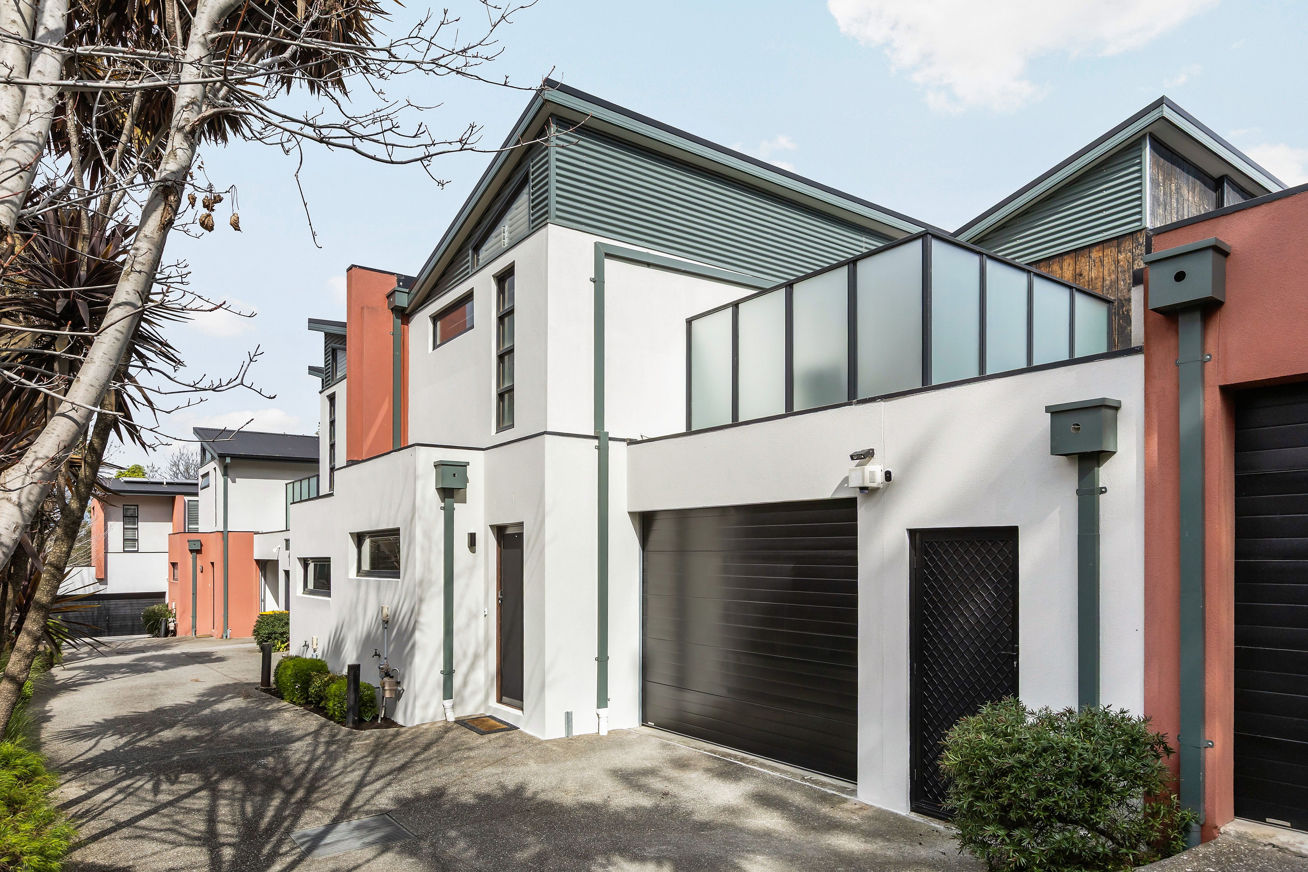 2/572 Moreland Road — photo from Ray White Brunswick