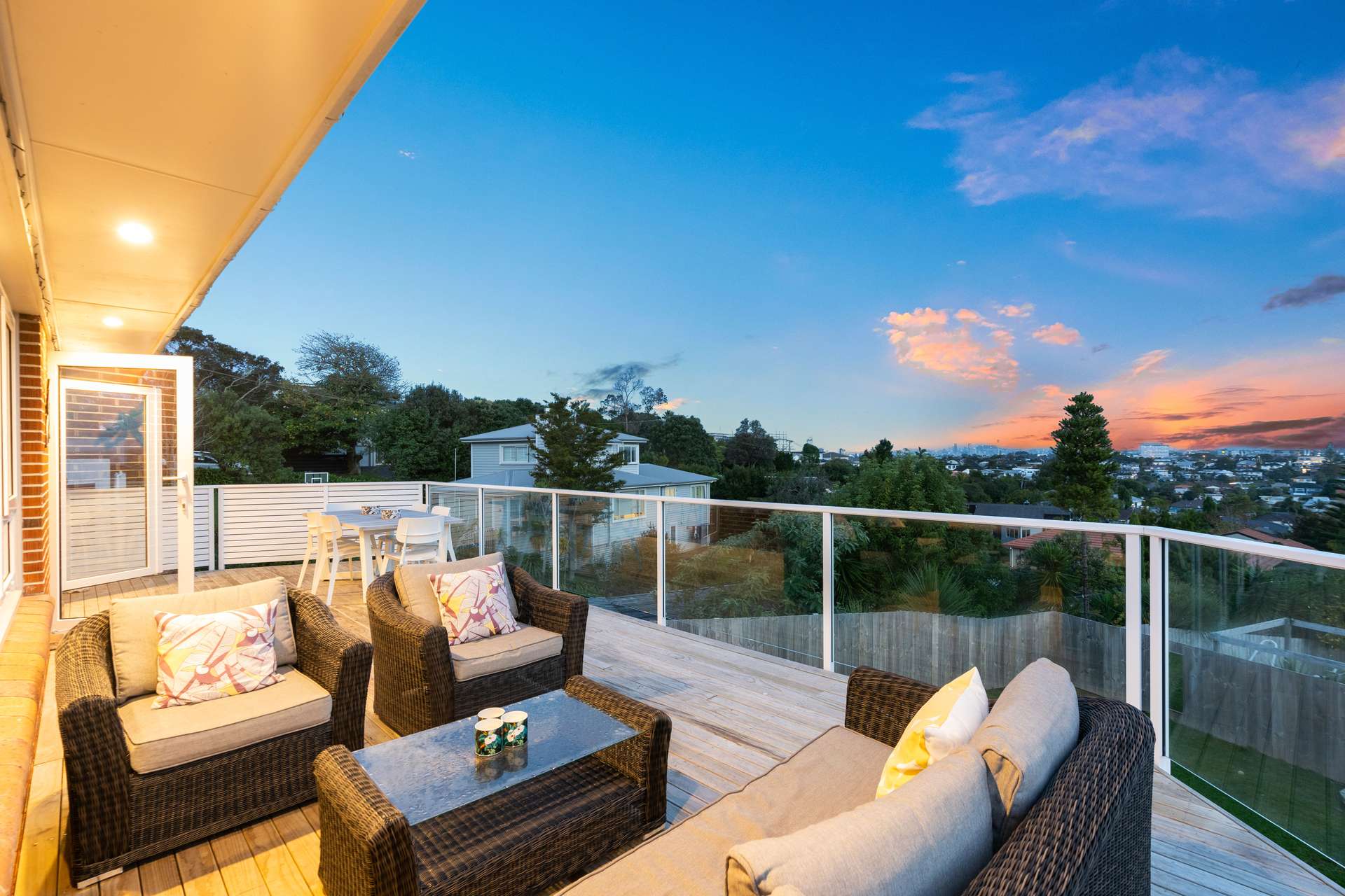 74 Seaview Road photo 5