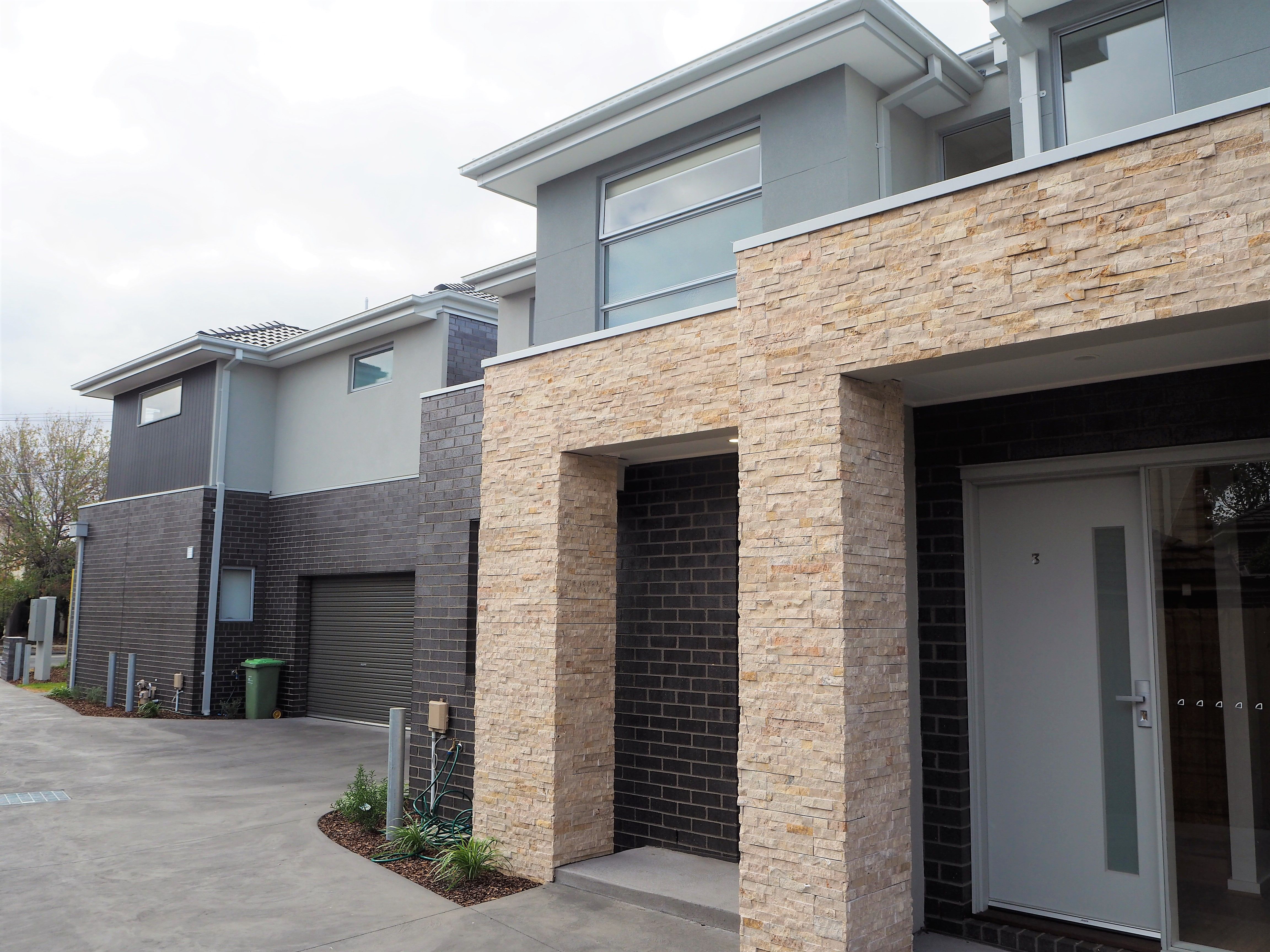 2/107 Hickford Street, Reservoir, VIC 3073
