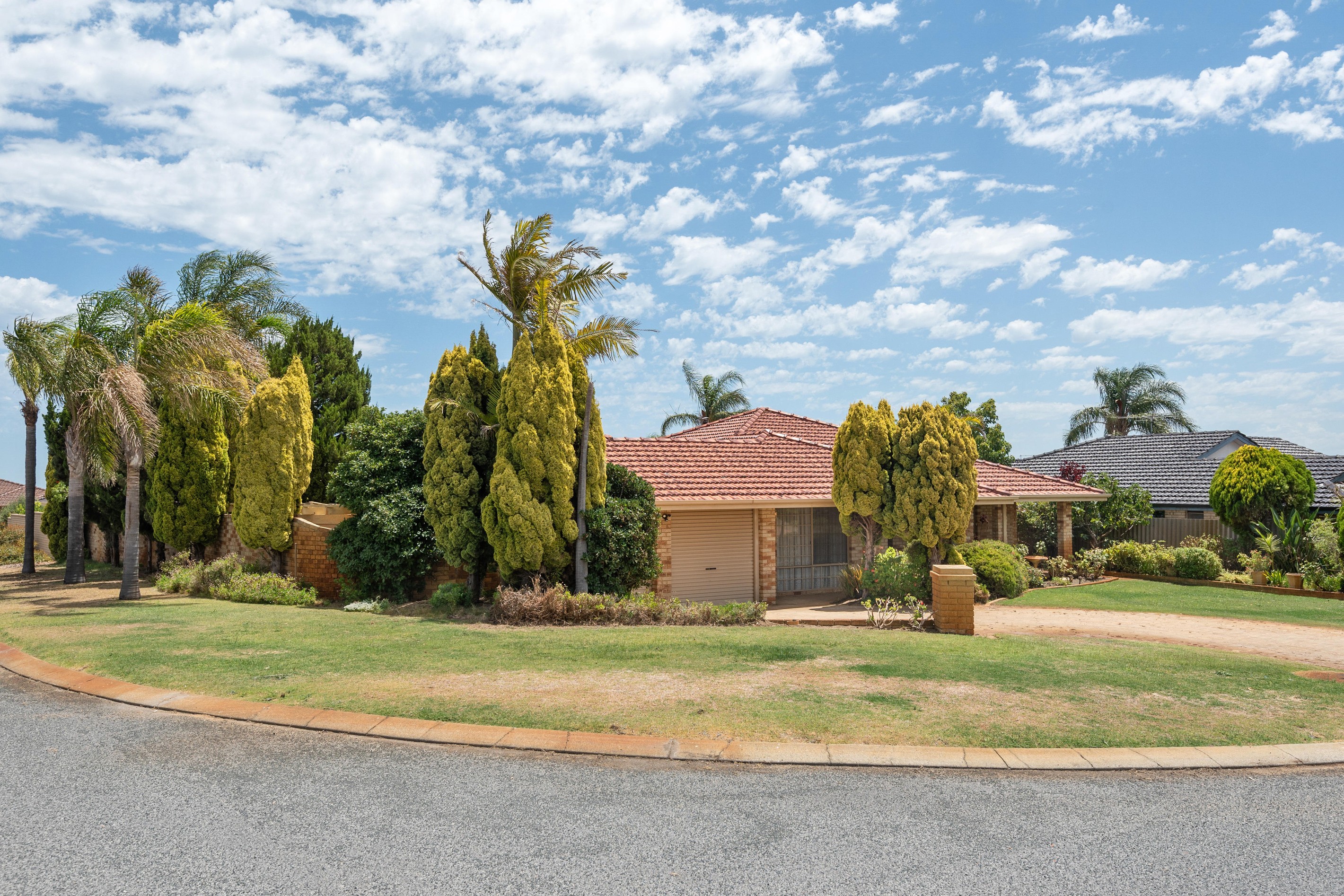 10 Dalton Crescent, Kingsley, WA 6026