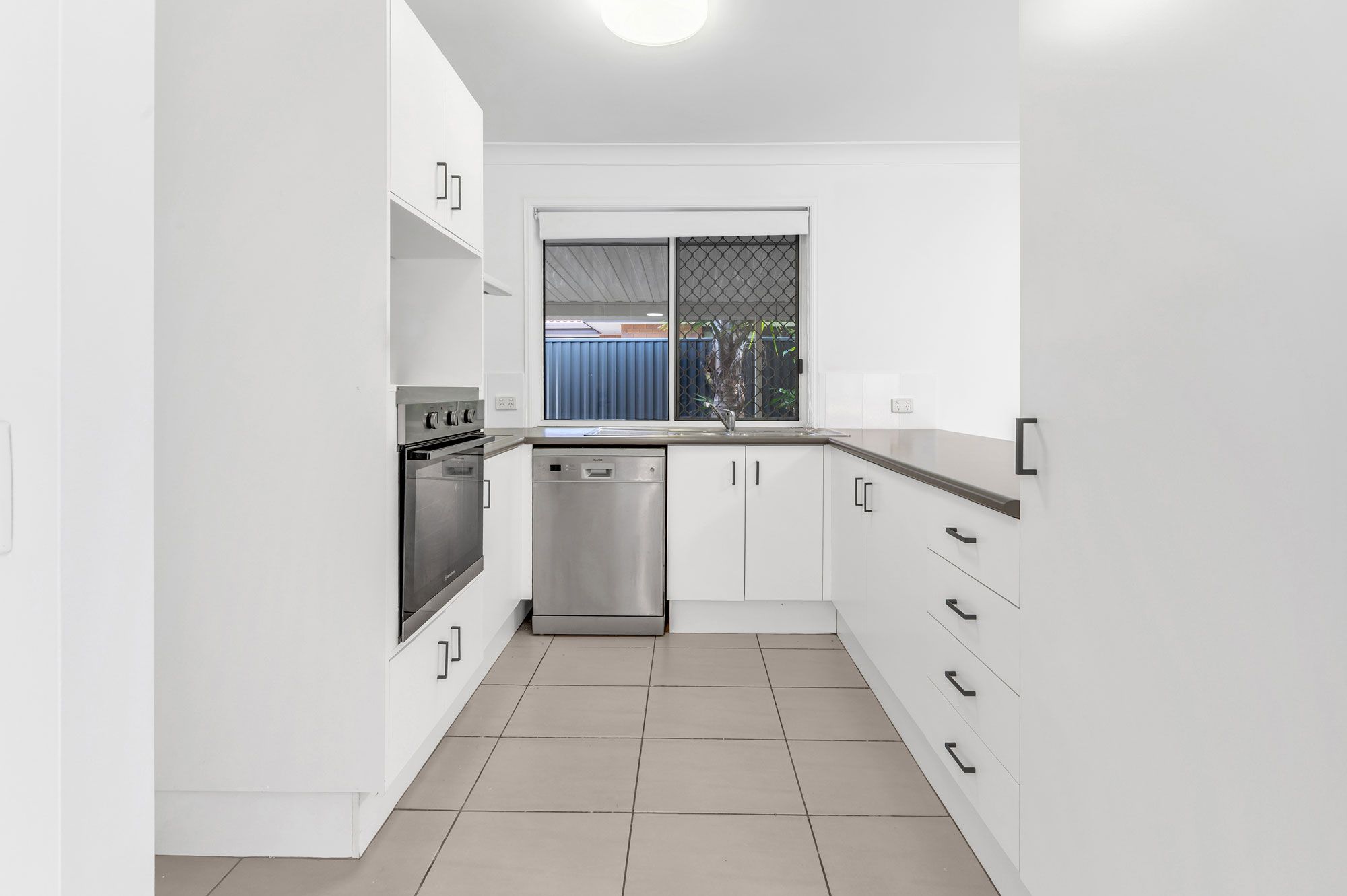 26 Mojave Drive, Burleigh Waters, QLD 4220