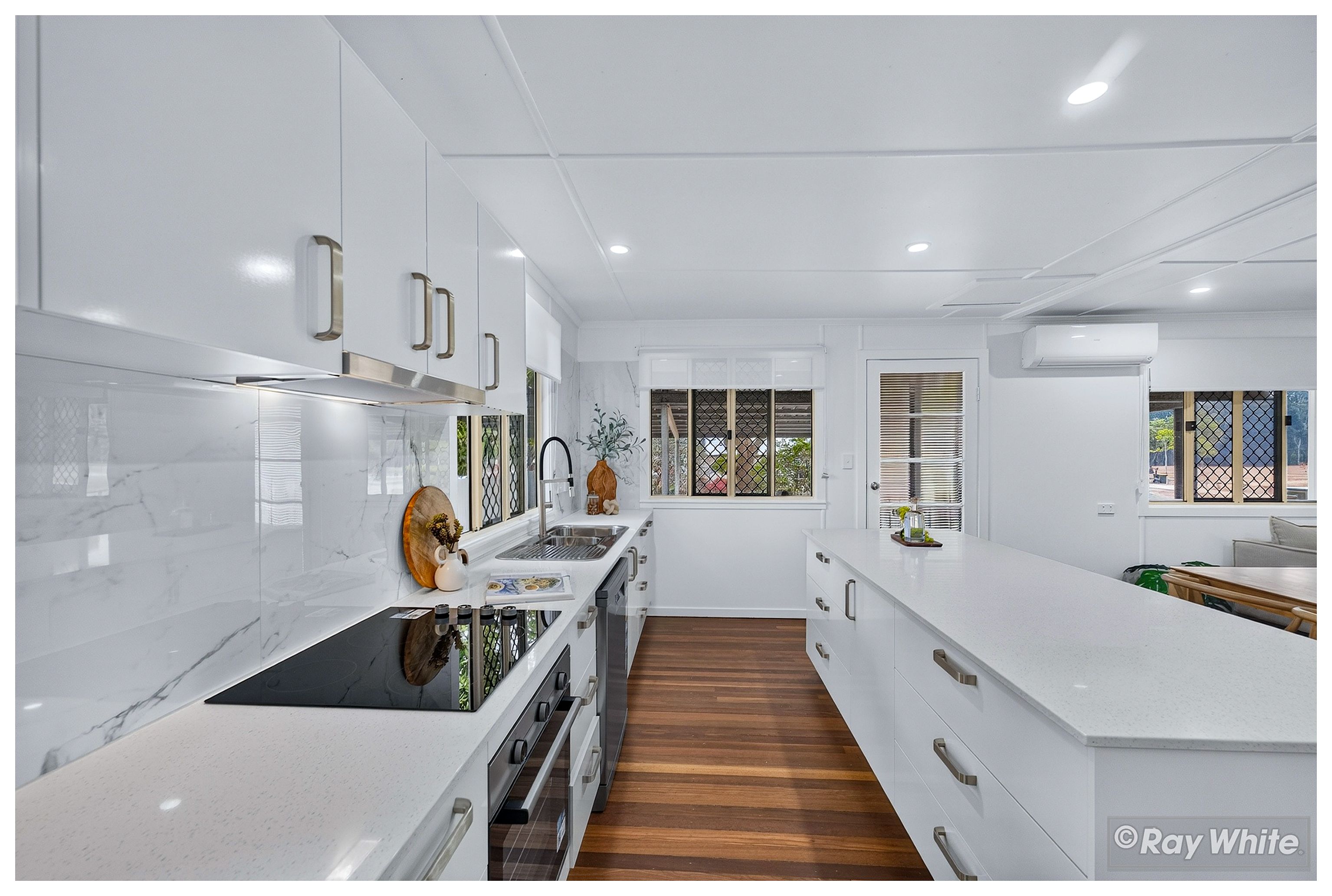 302 Ford Street — photo 4 of 30