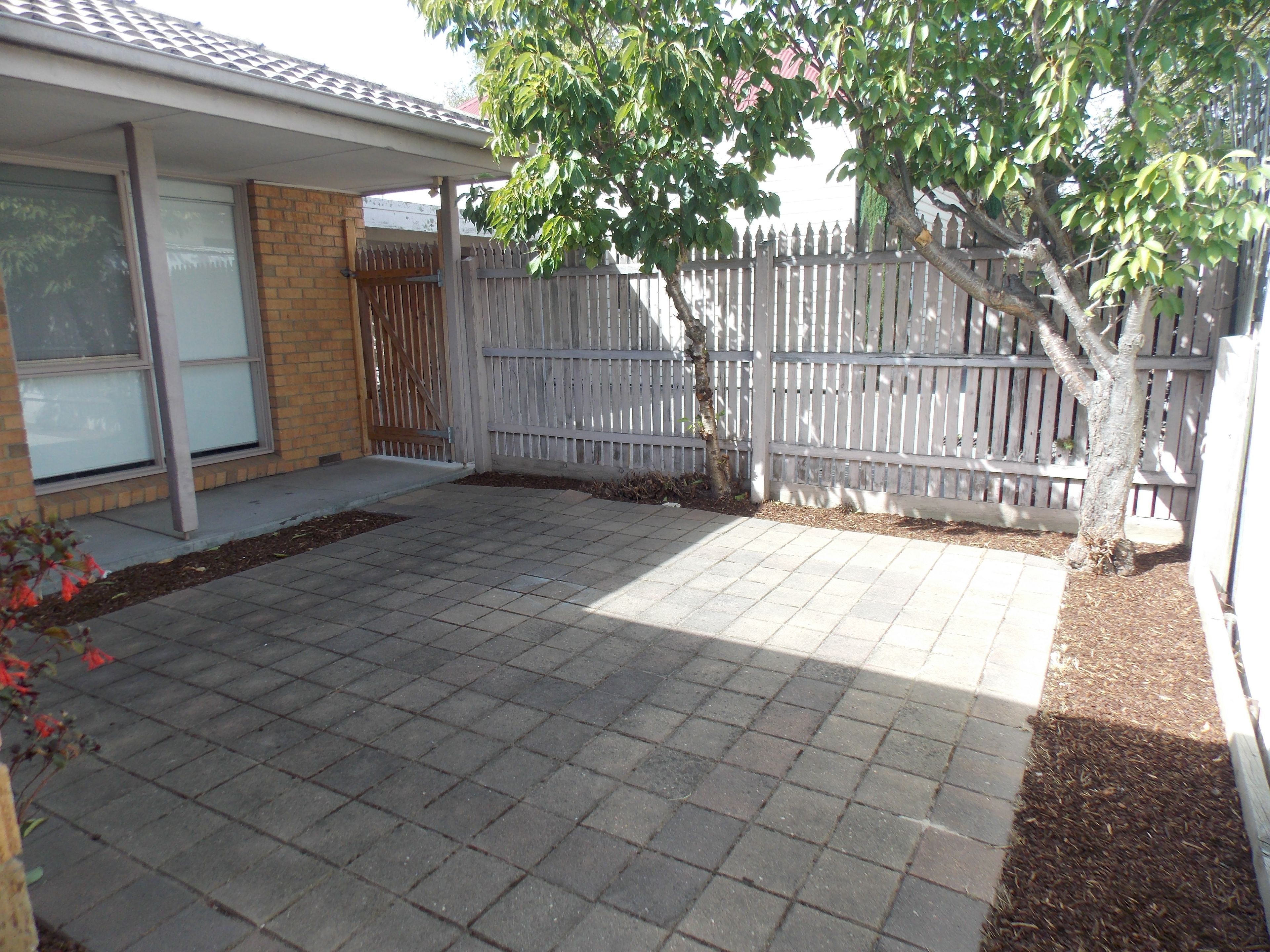 2/3 George Street, Oakleigh, VIC 3166