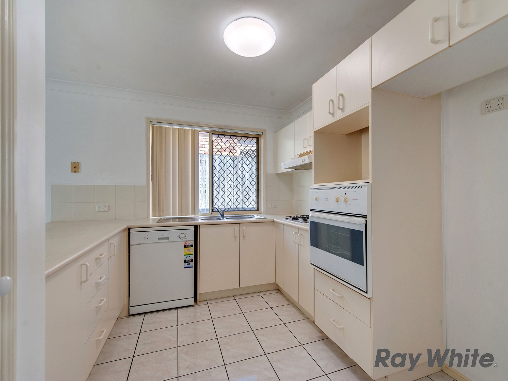 77 Jindabyne Circuit, Forest Lake, QLD 4078