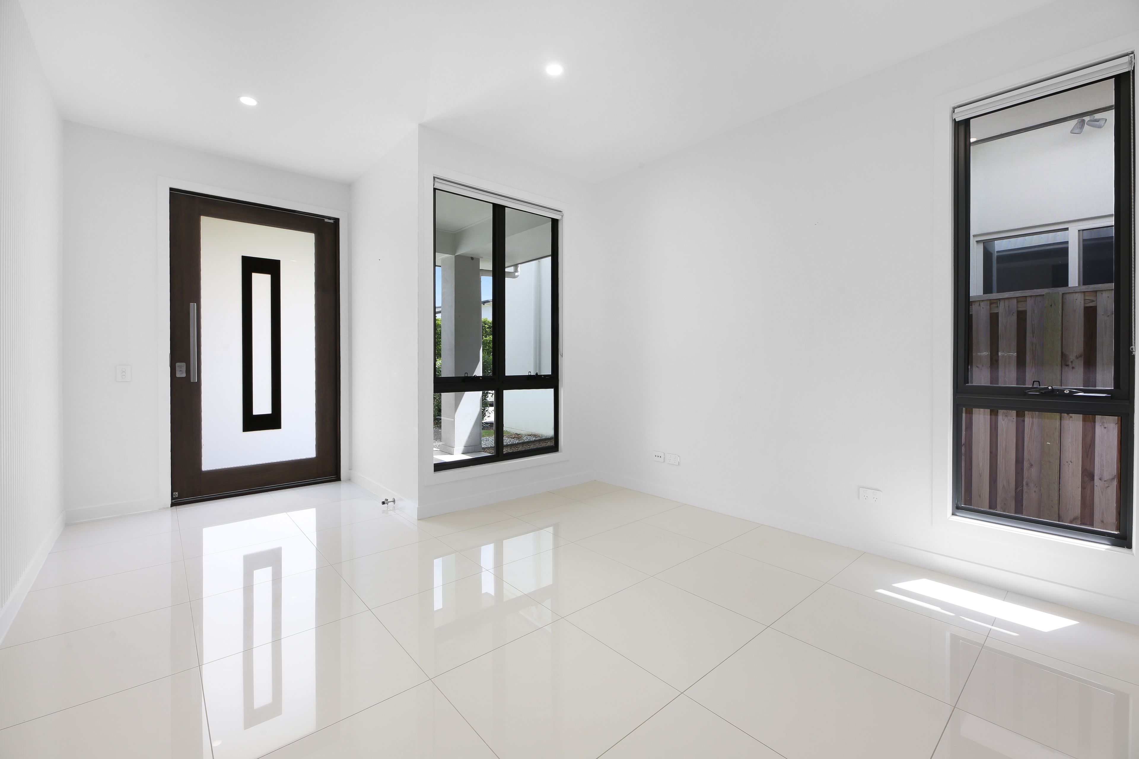 8 Santa Monica Boulevard, Hope Island, QLD 4212