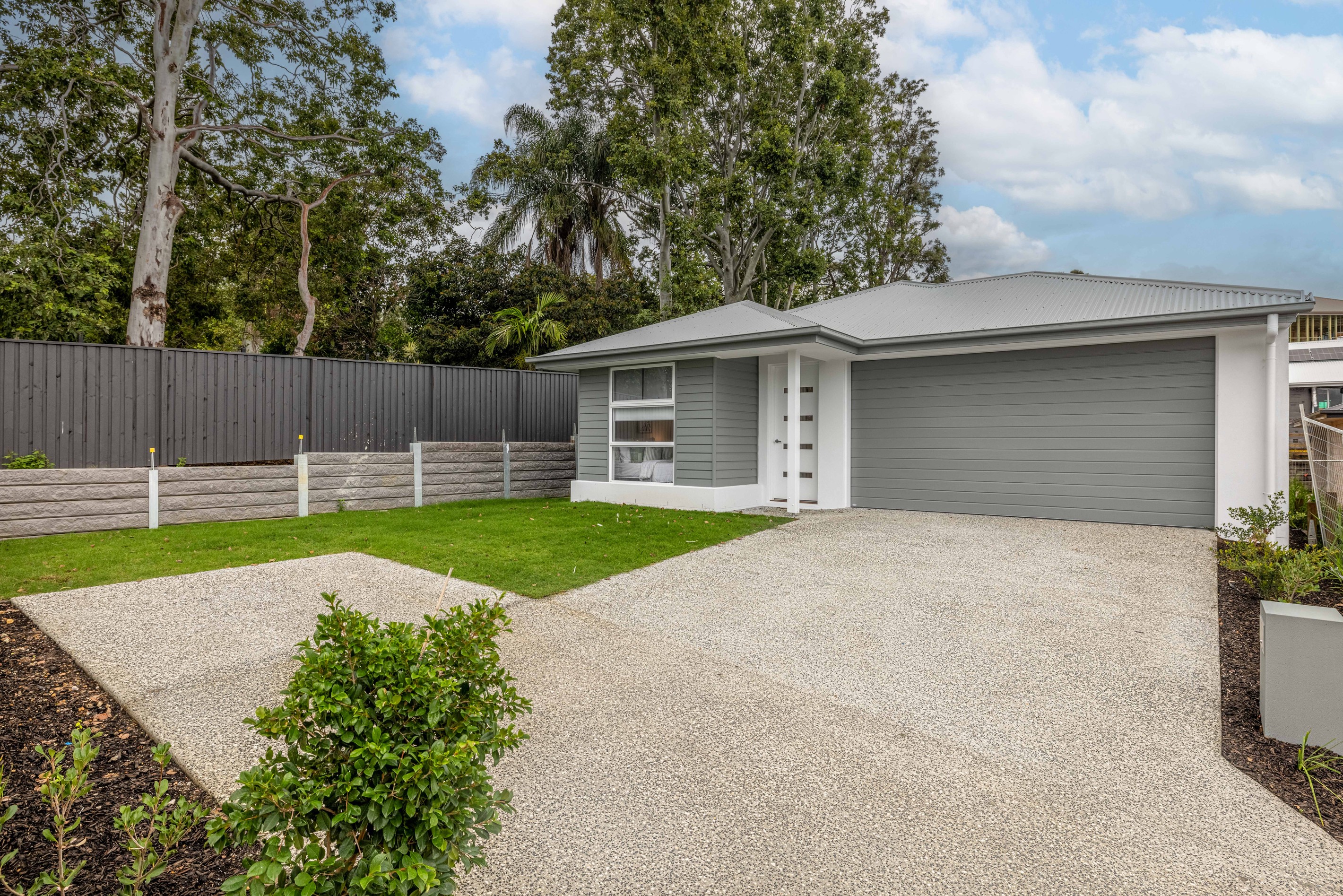8 Darling Court, Park Ridge, QLD 4125