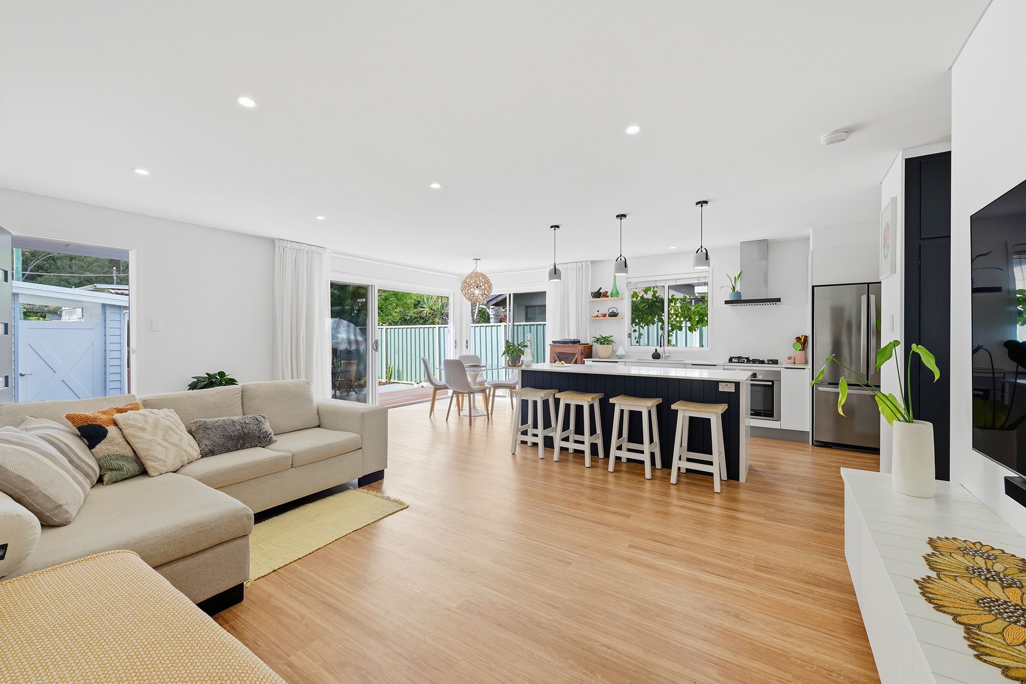 28 Bunyip Street, Burleigh Heads, QLD 4220