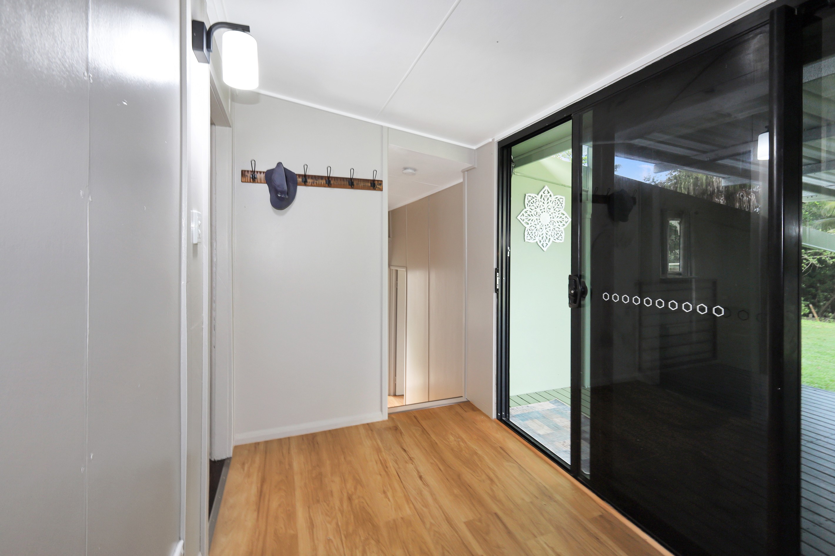 8 Maralyn Avenue, Grasstree Beach, QLD 4740