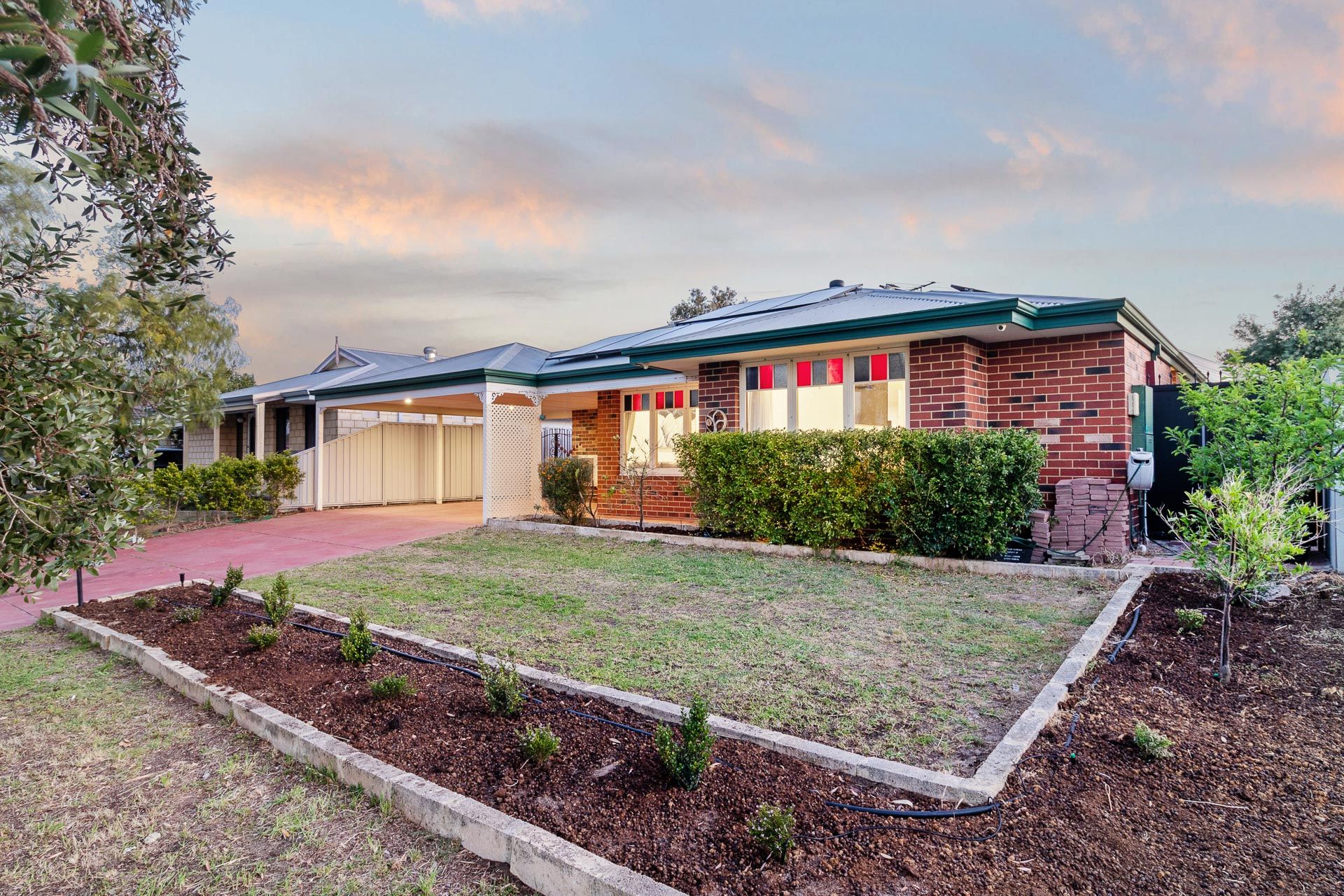 60 Gentle Circle, South Guildford WA 6055