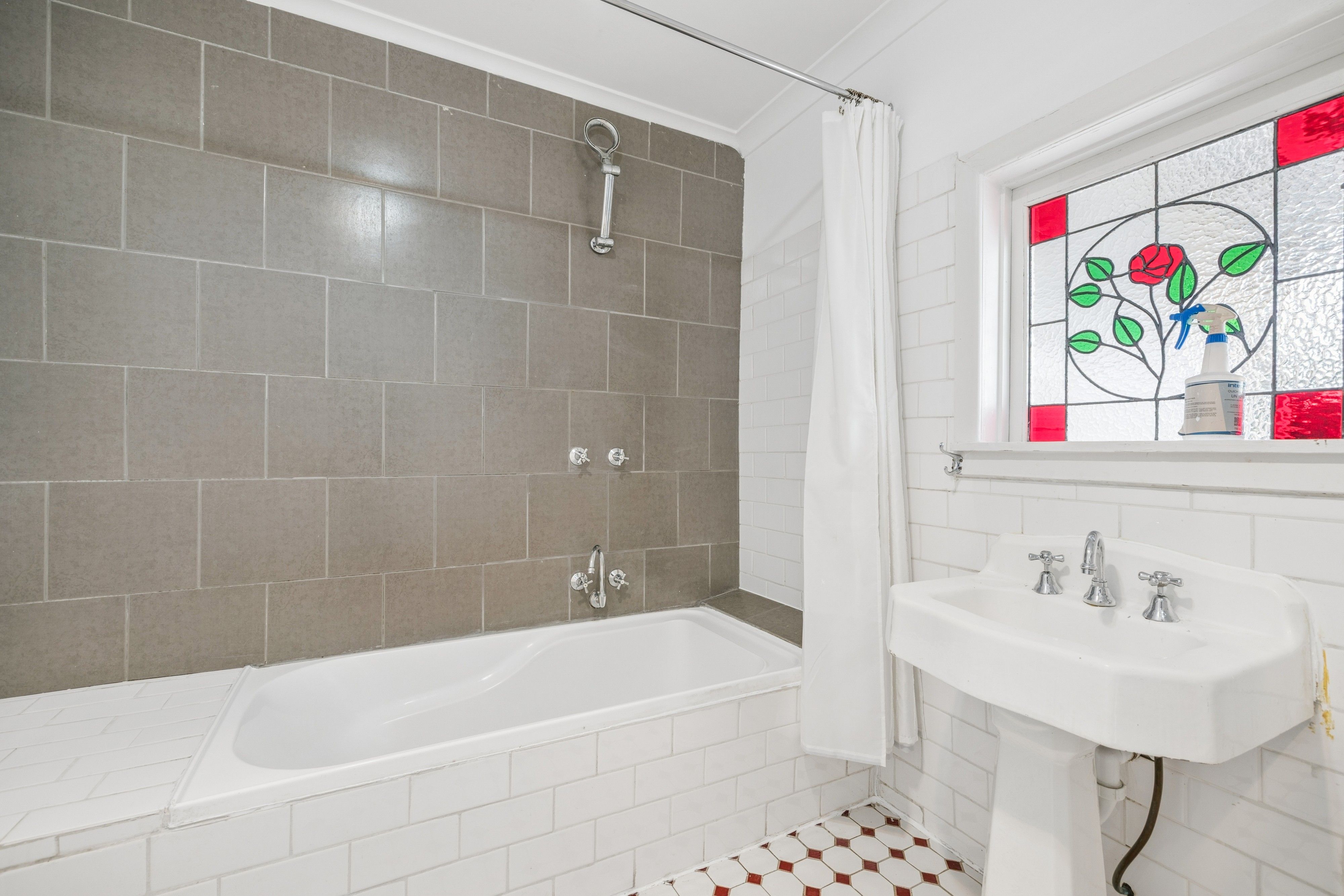 60 Blackwood Street — photo 10 of 14