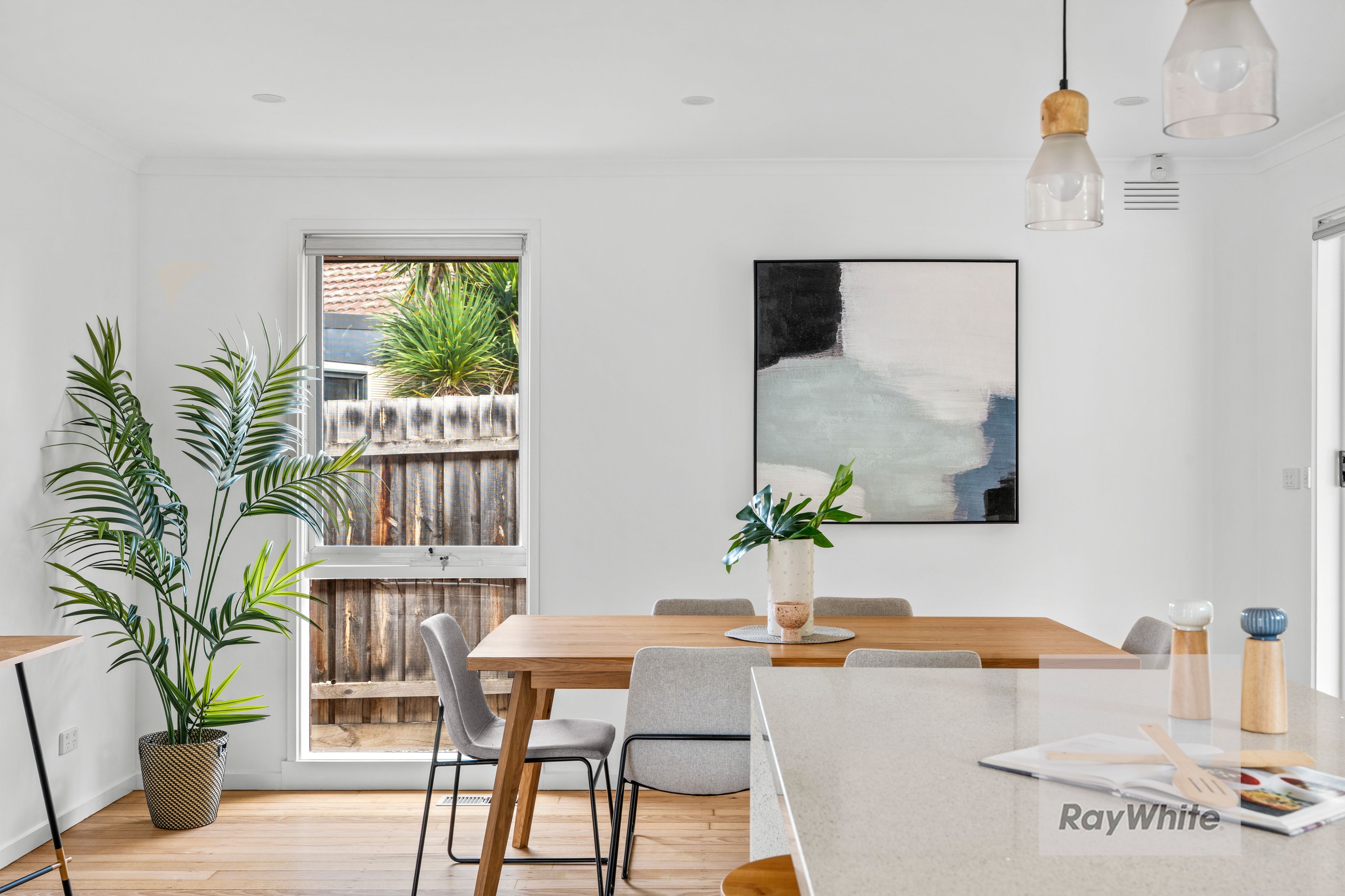 42 Cabernet Crescent — photo 6 of 18