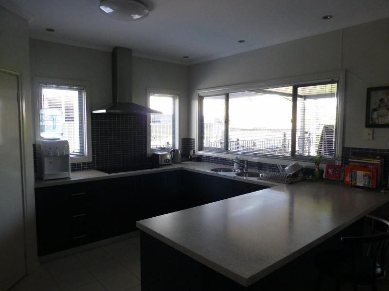10 Nyumari Street, Baynton, WA 6714