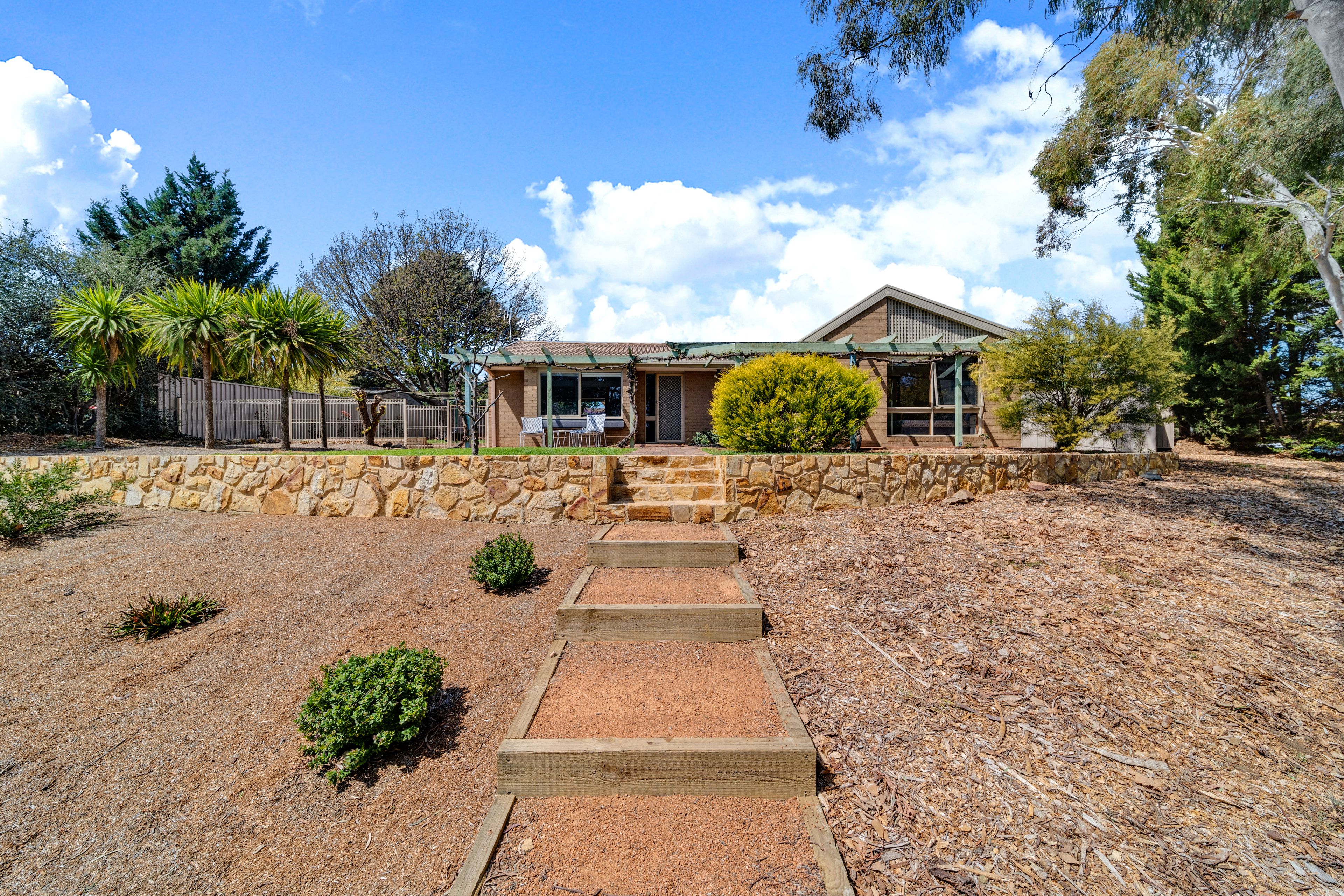 14 Smalley Circuit, Giralang ACT 2617