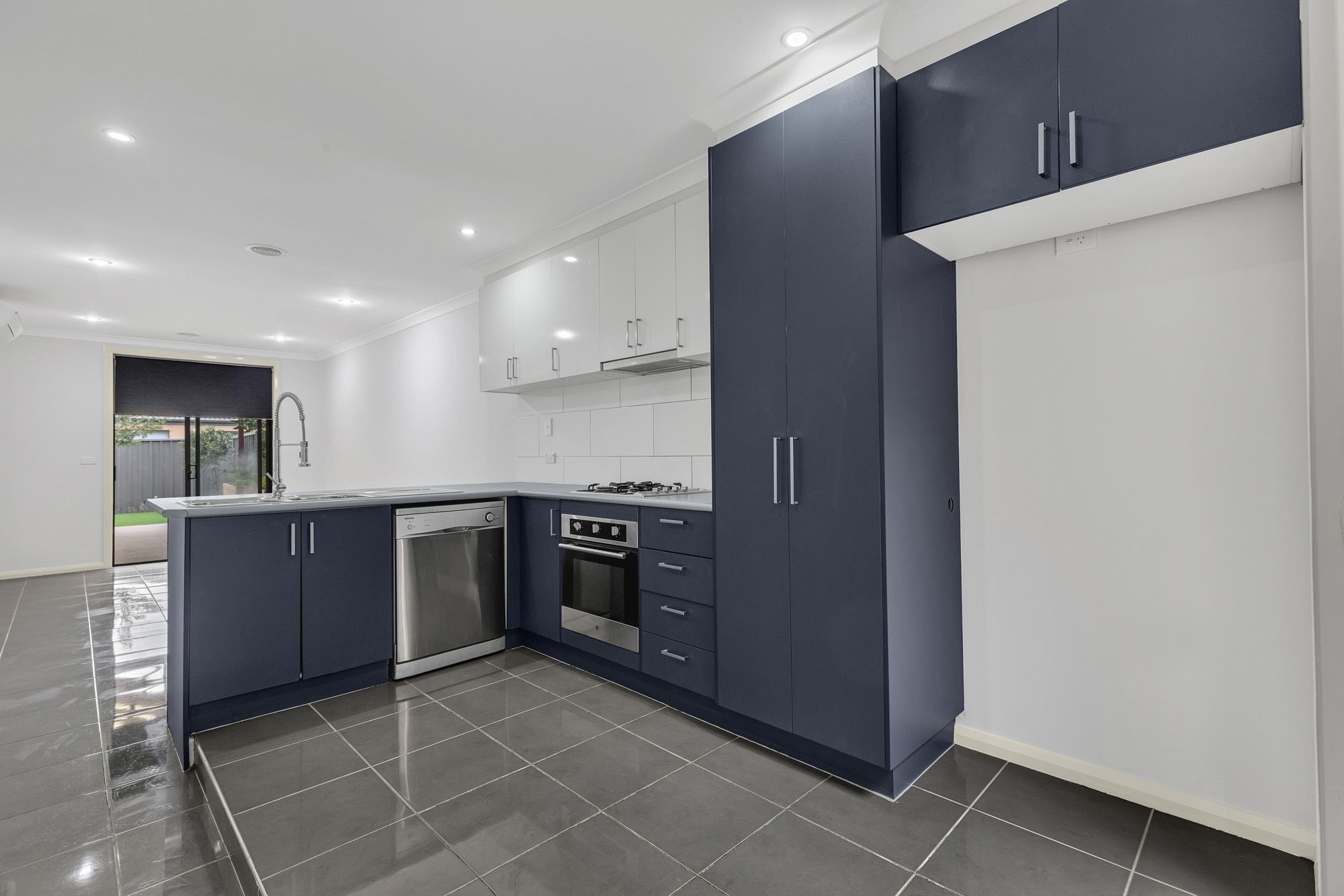 1/3 Surveyor Street, Wyndham Vale, VIC 3024