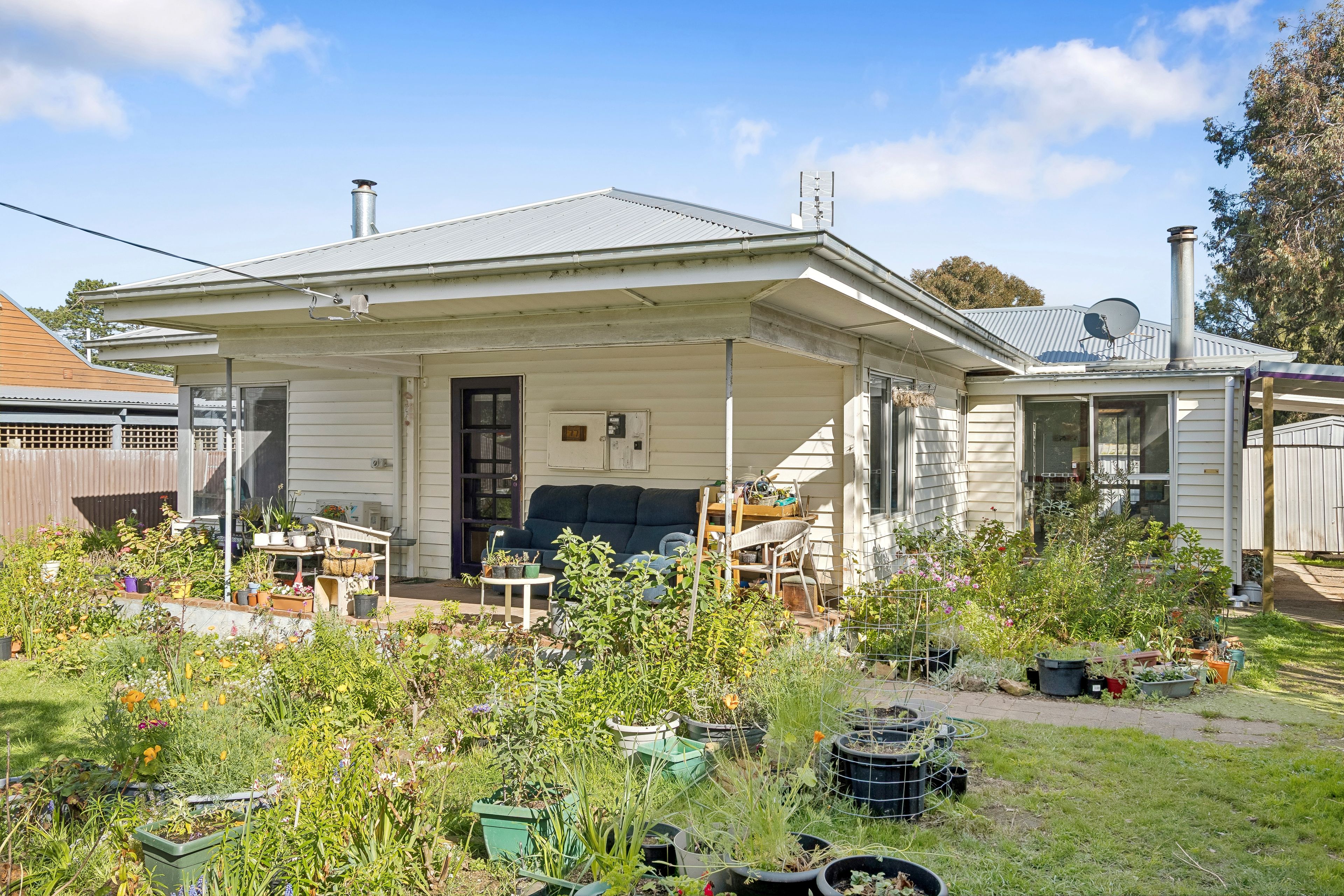 77 Oman Street — photo 14 of 15
