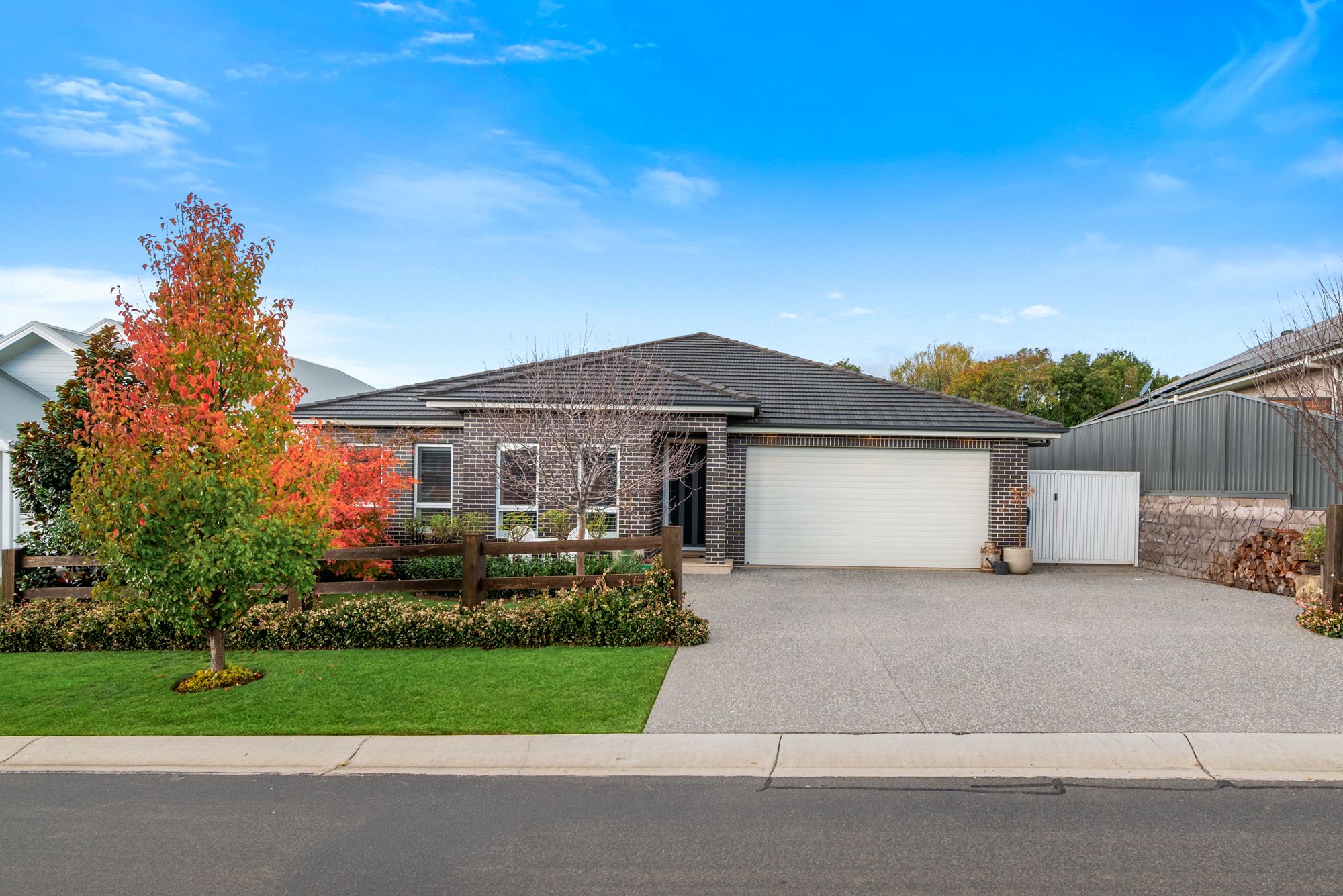 10 Yallambi Street, Picton, NSW 2571