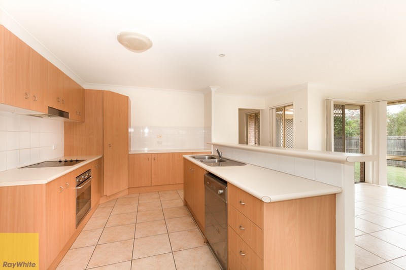 3 Salubris Place, Moggill, QLD 4070