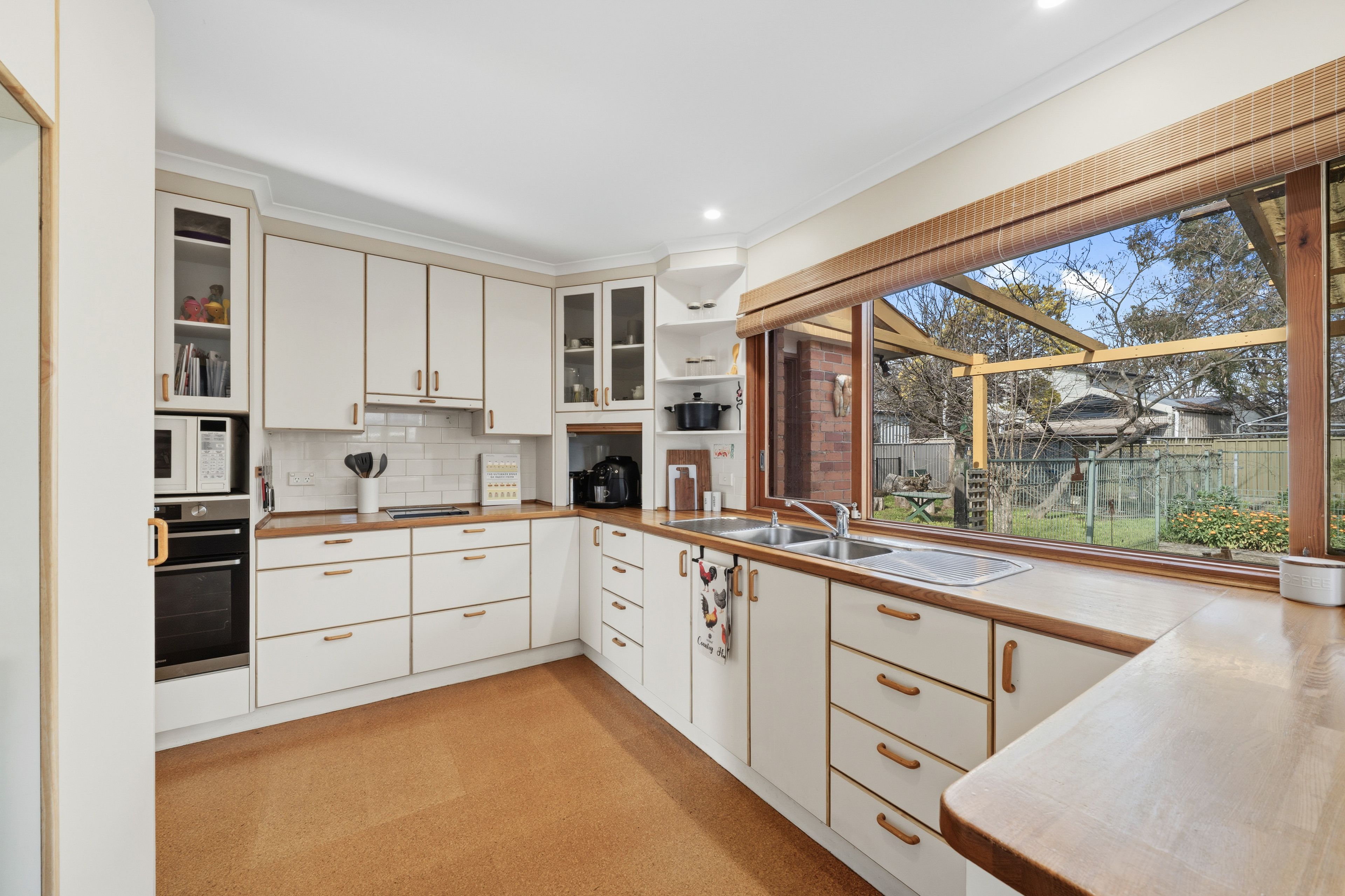 31 Maitland Street — photo 7 of 17