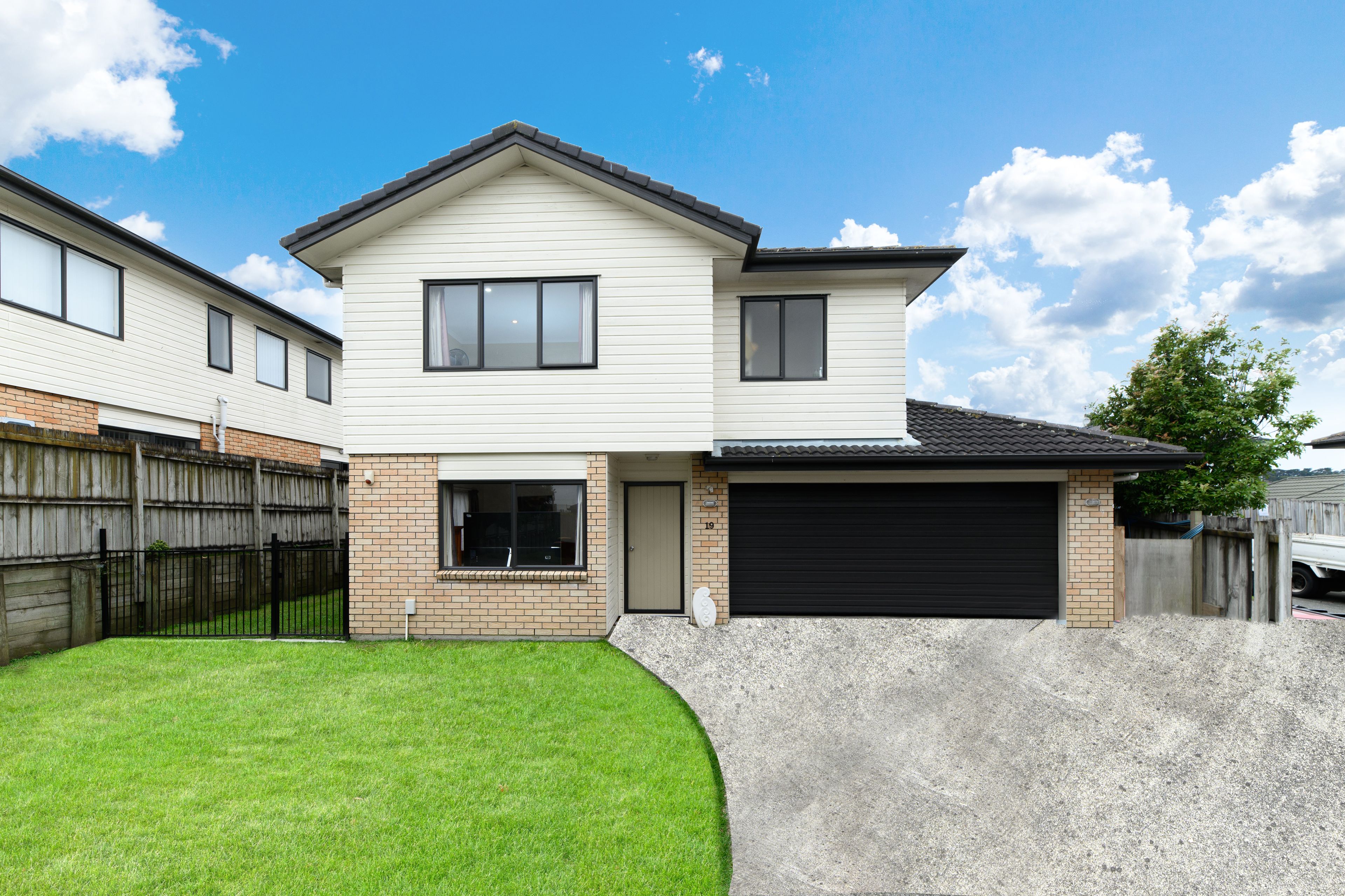 19 Andover Way, Goodwood Heights, Manukau City