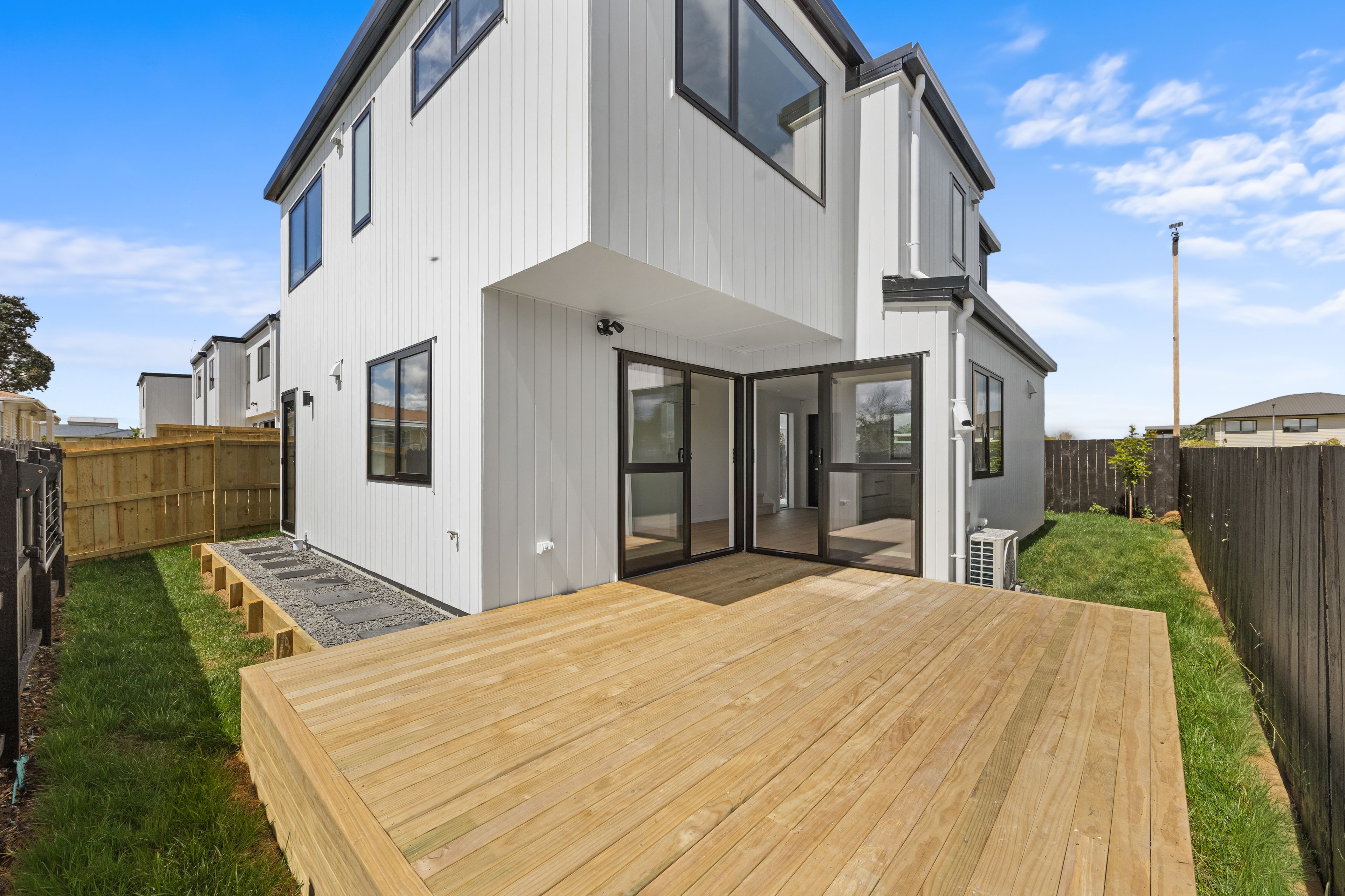 55 Mckenzie Road, Mangere Bridge, Manukau City