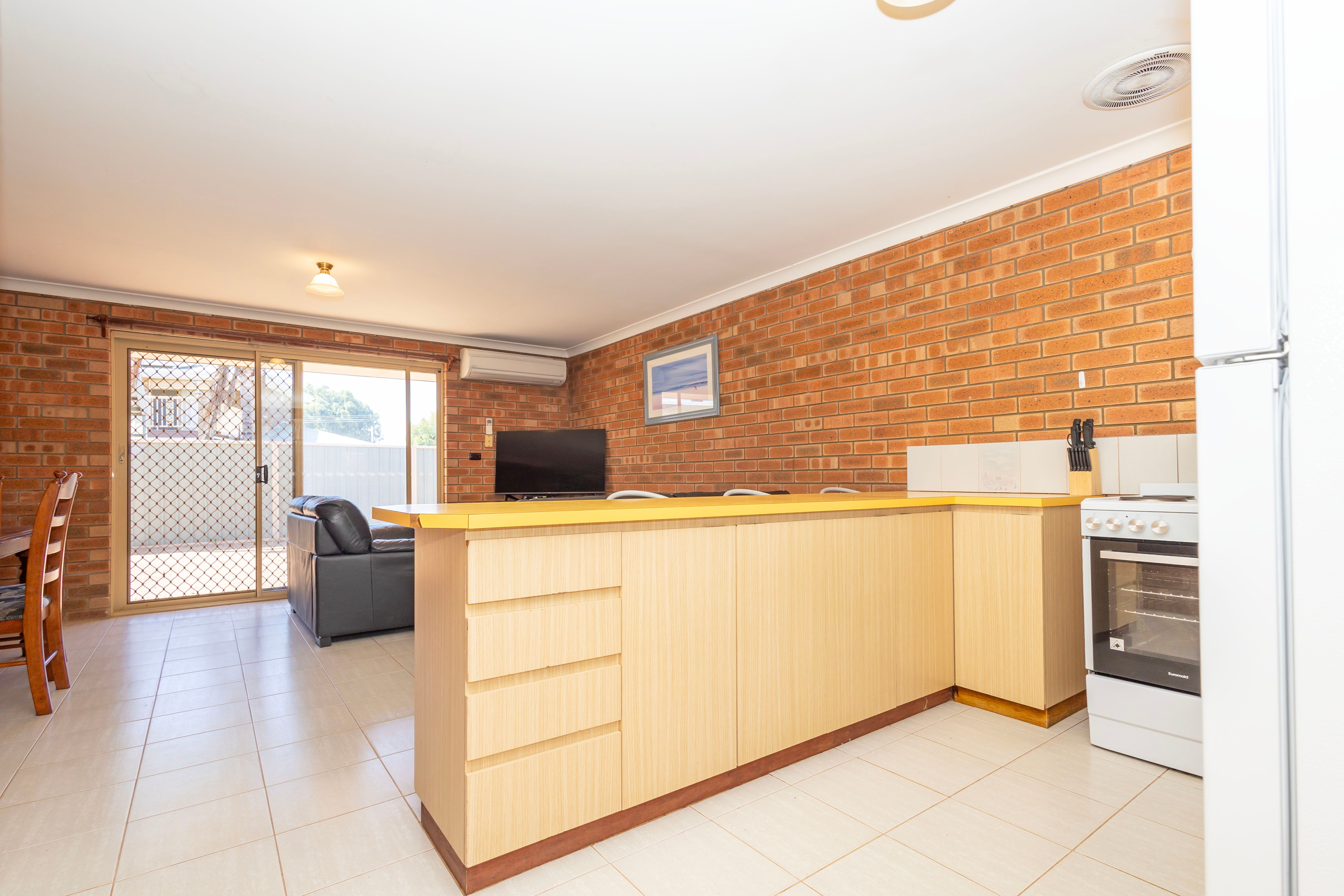 Unit 6/36 Nairn Street — photo 10 of 19