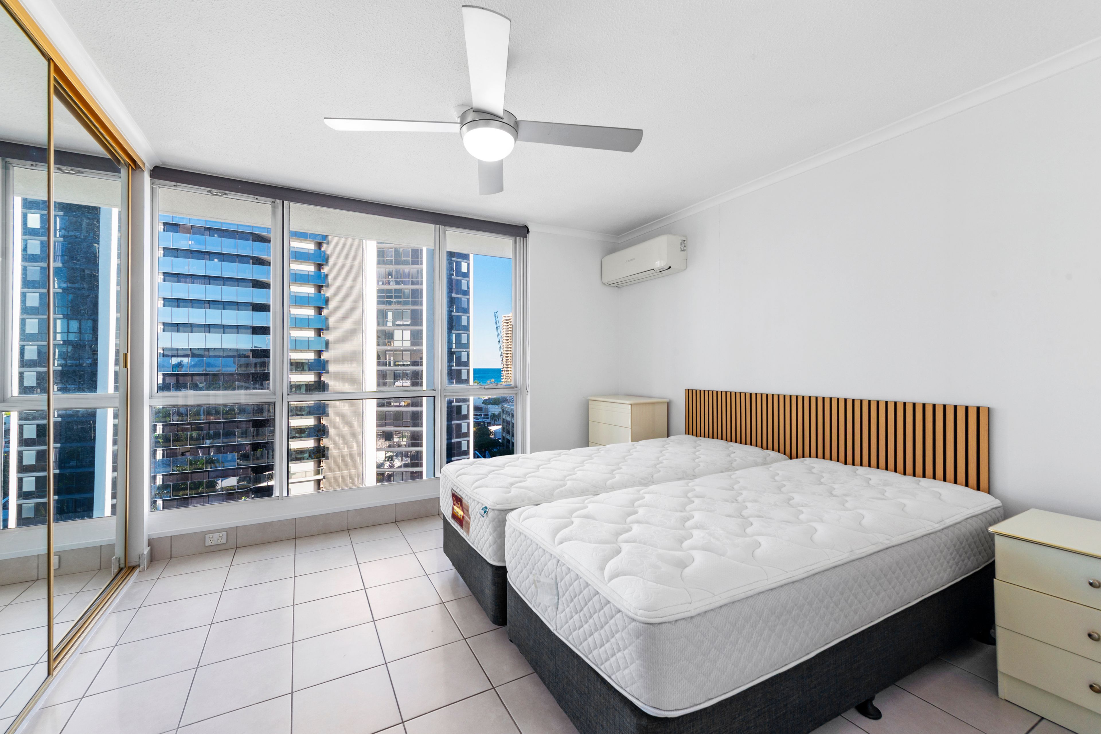 70/63 Cavill Avenue — photo 13 of 30