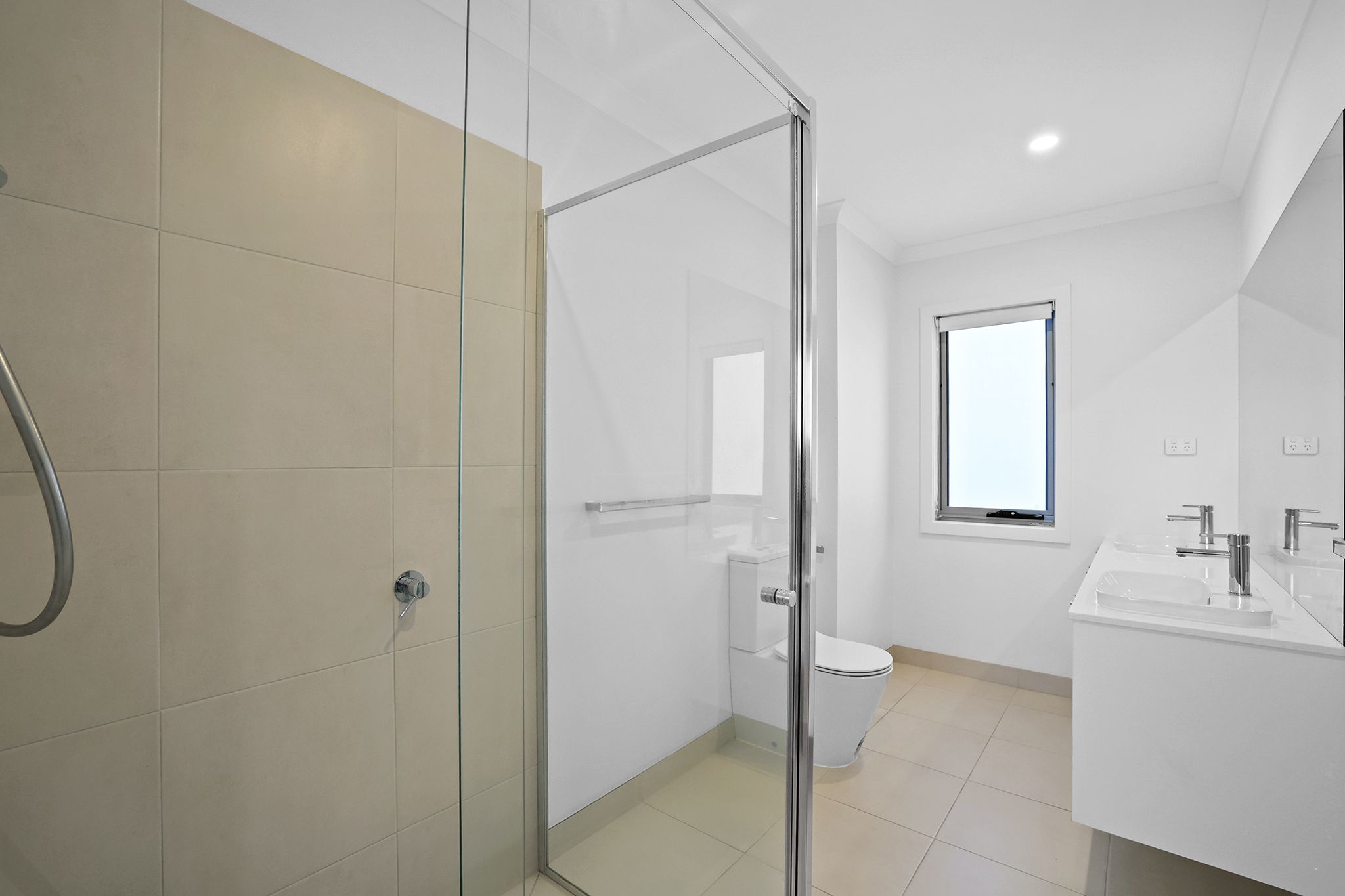 2/11 Lardner Road — photo 18 of 26