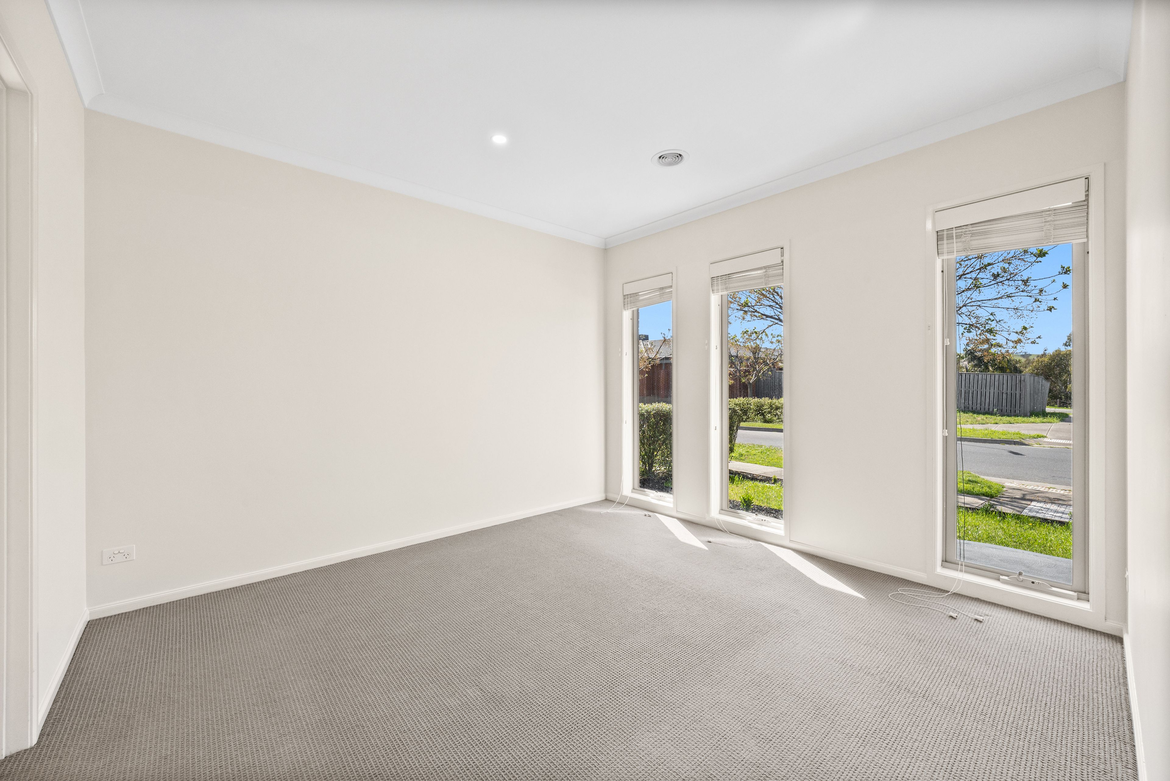 24 Monvida Street — photo 6 of 12