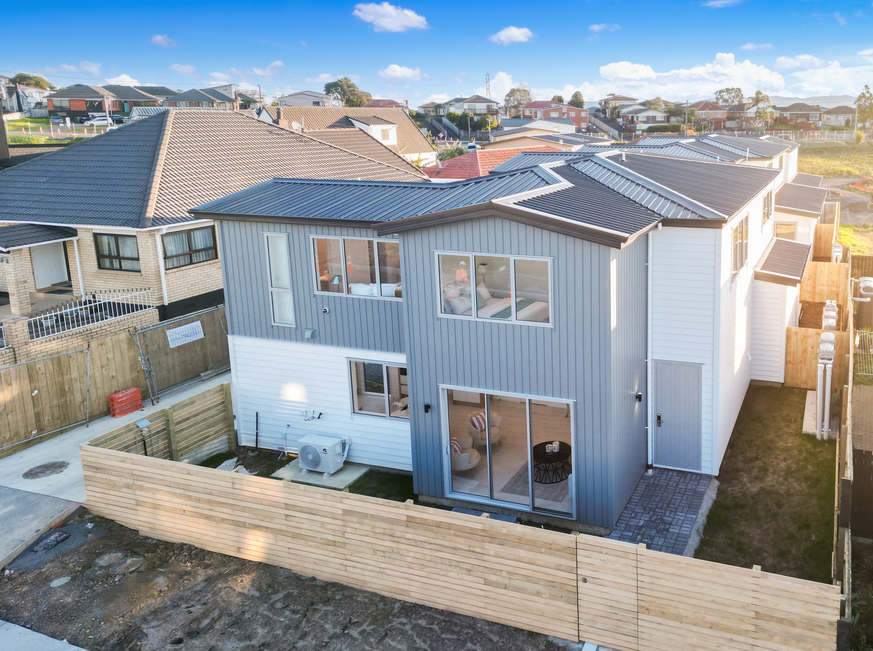 1/10 Playfair Road, Mount Roskill, Auckland City